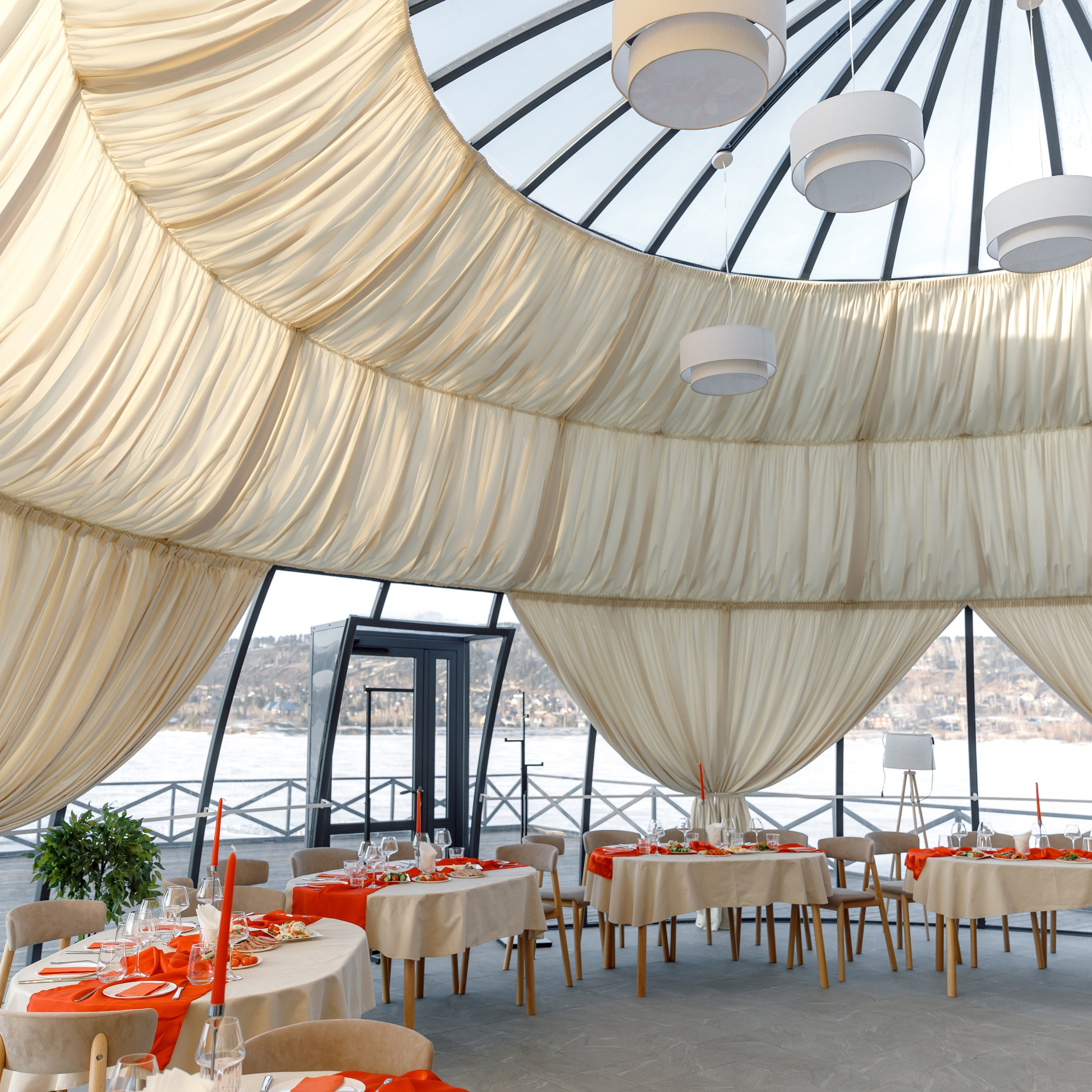 Юлия 30&nbsp;— база Отражение