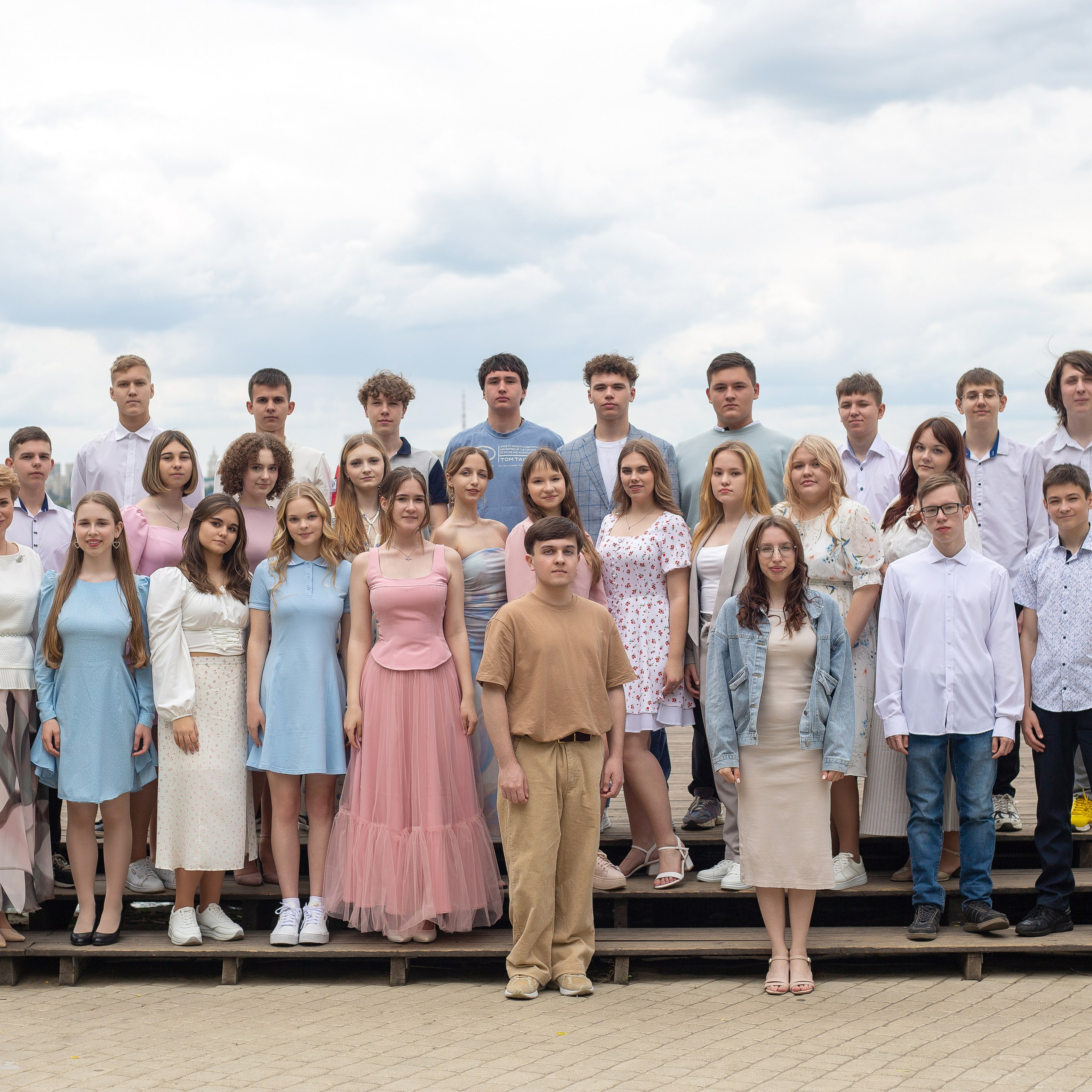 Командная работа: фотограф, ребята и родители. Выпускные альбомы Воронеж " СОКОЛ фото»