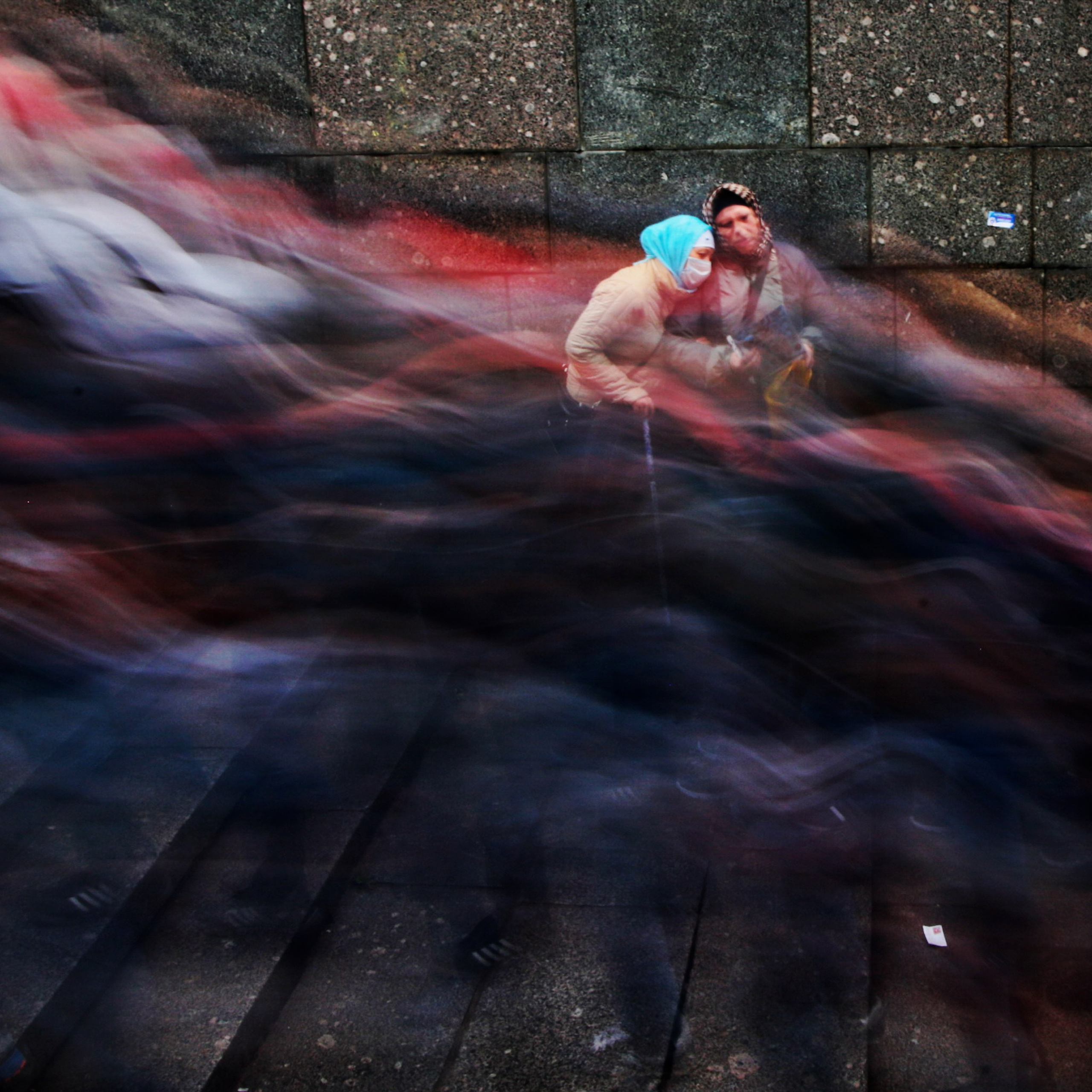 Россия. Санкт-Петербург. 12 сентября 2016. Мусульмане молятся в день праздника жертвоприношения Курбан-байрам у Соборной мечети.