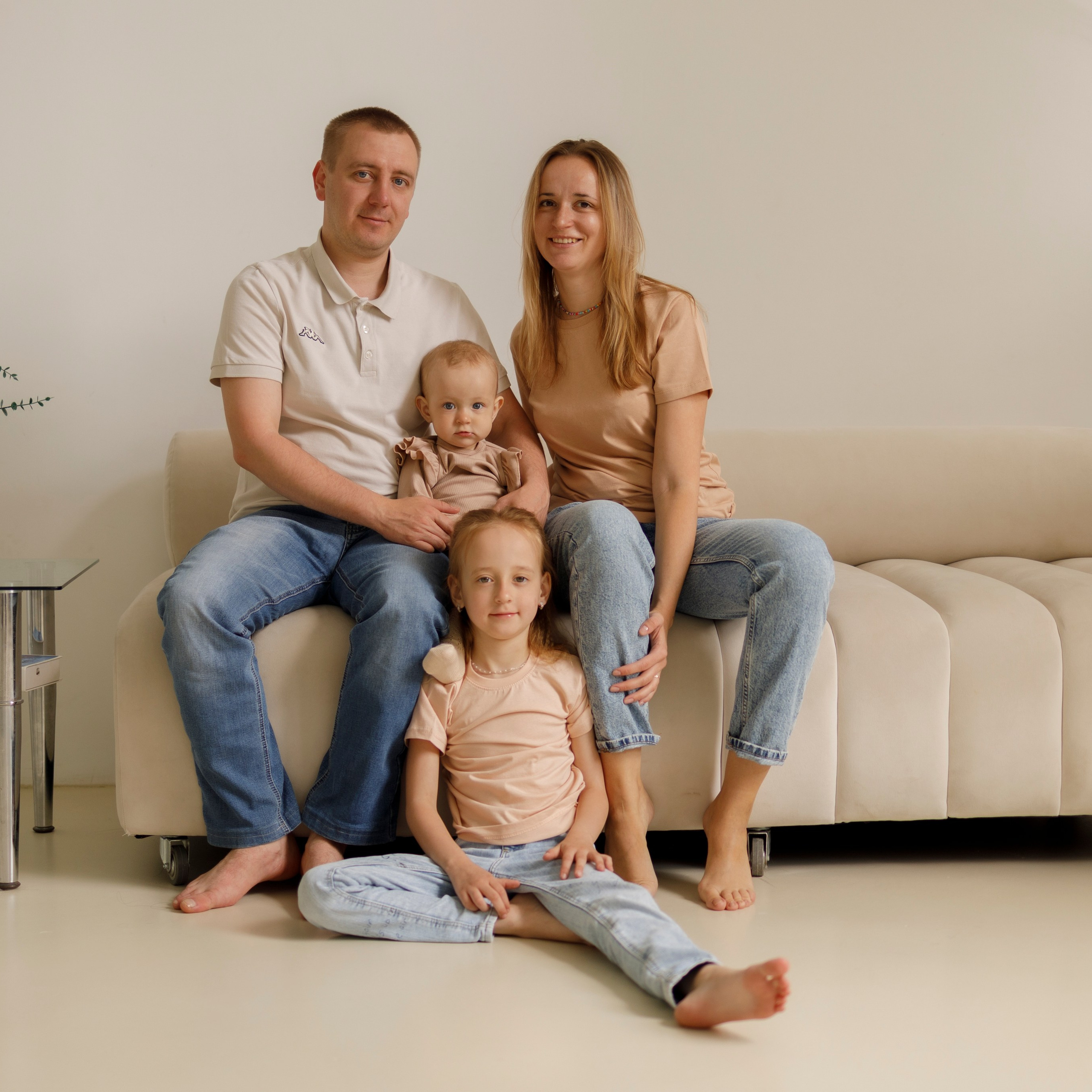 Юля, Федя, Вероника, Влада