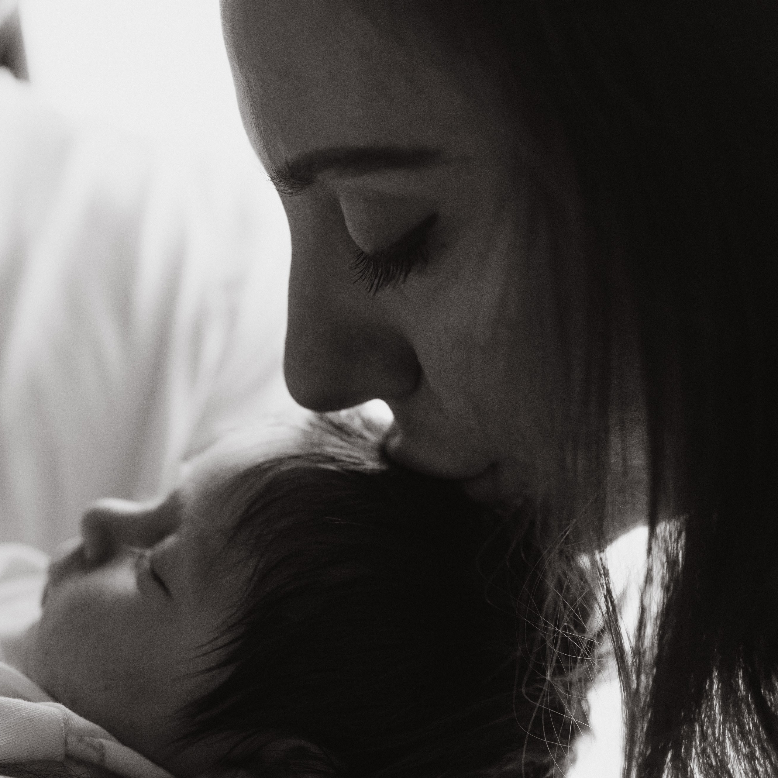 Анике месяц