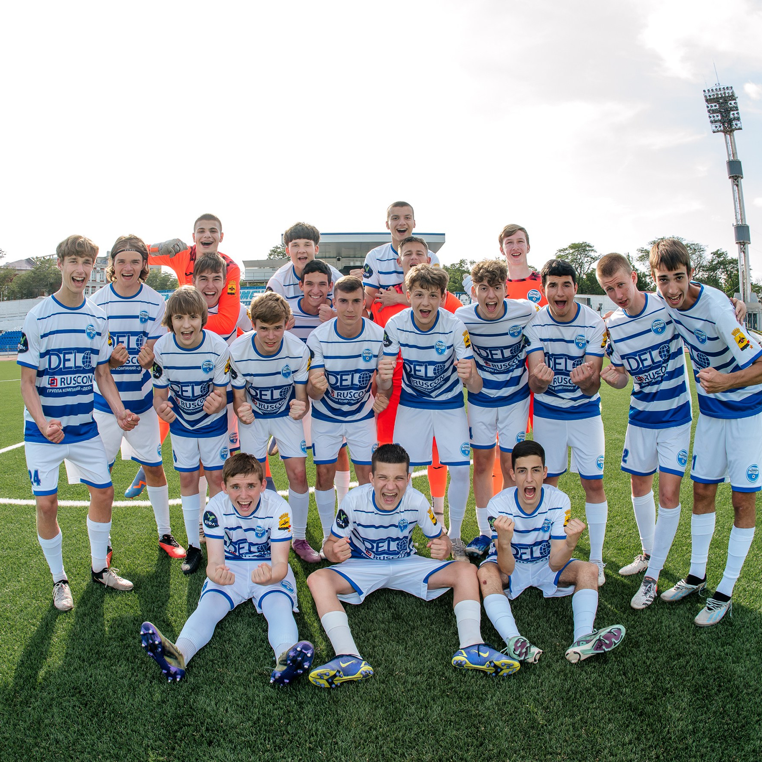 Отзывы. Выпускные альбомы, школьные фотосессии в городе Новороссийске