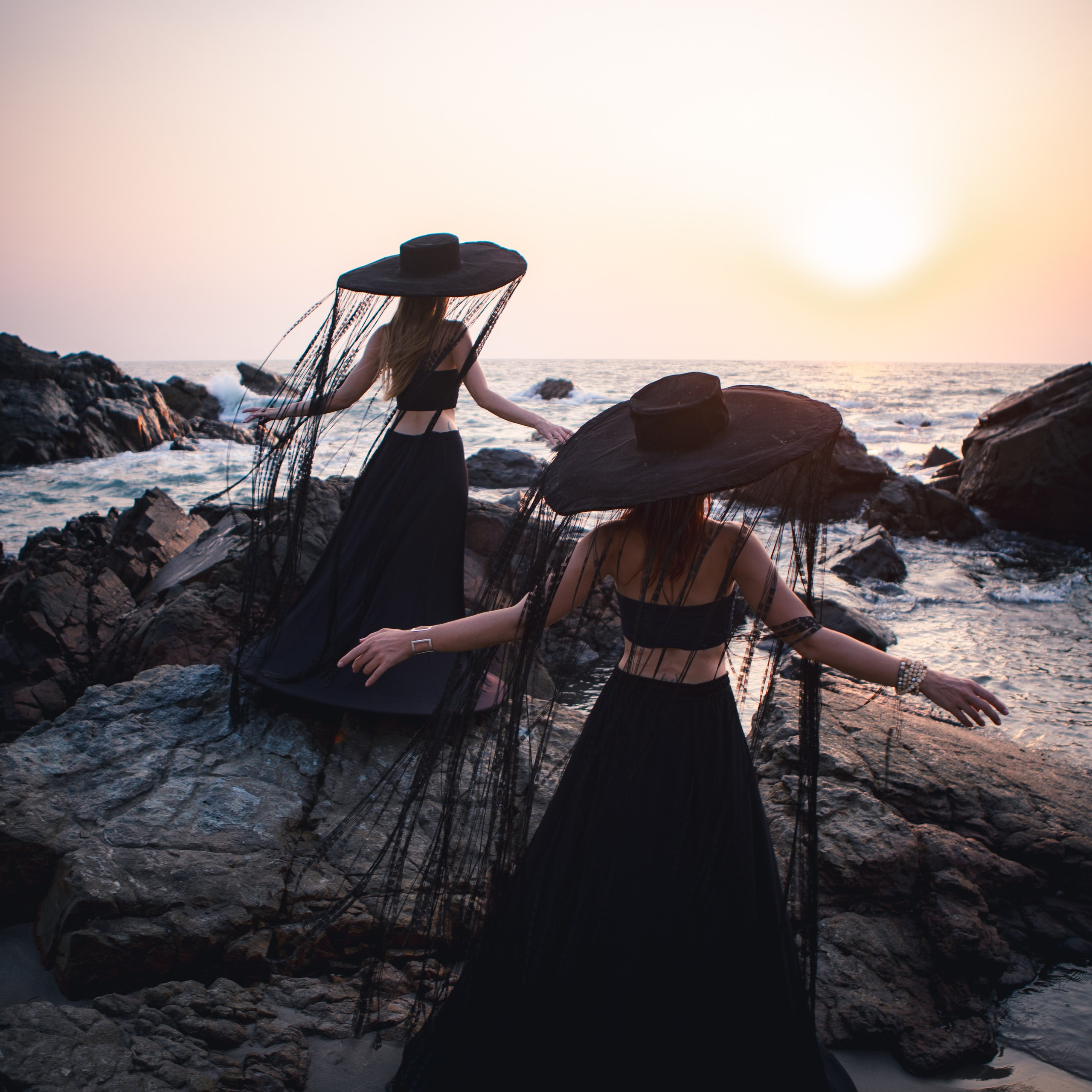 ФАЯ И АЛЕНА