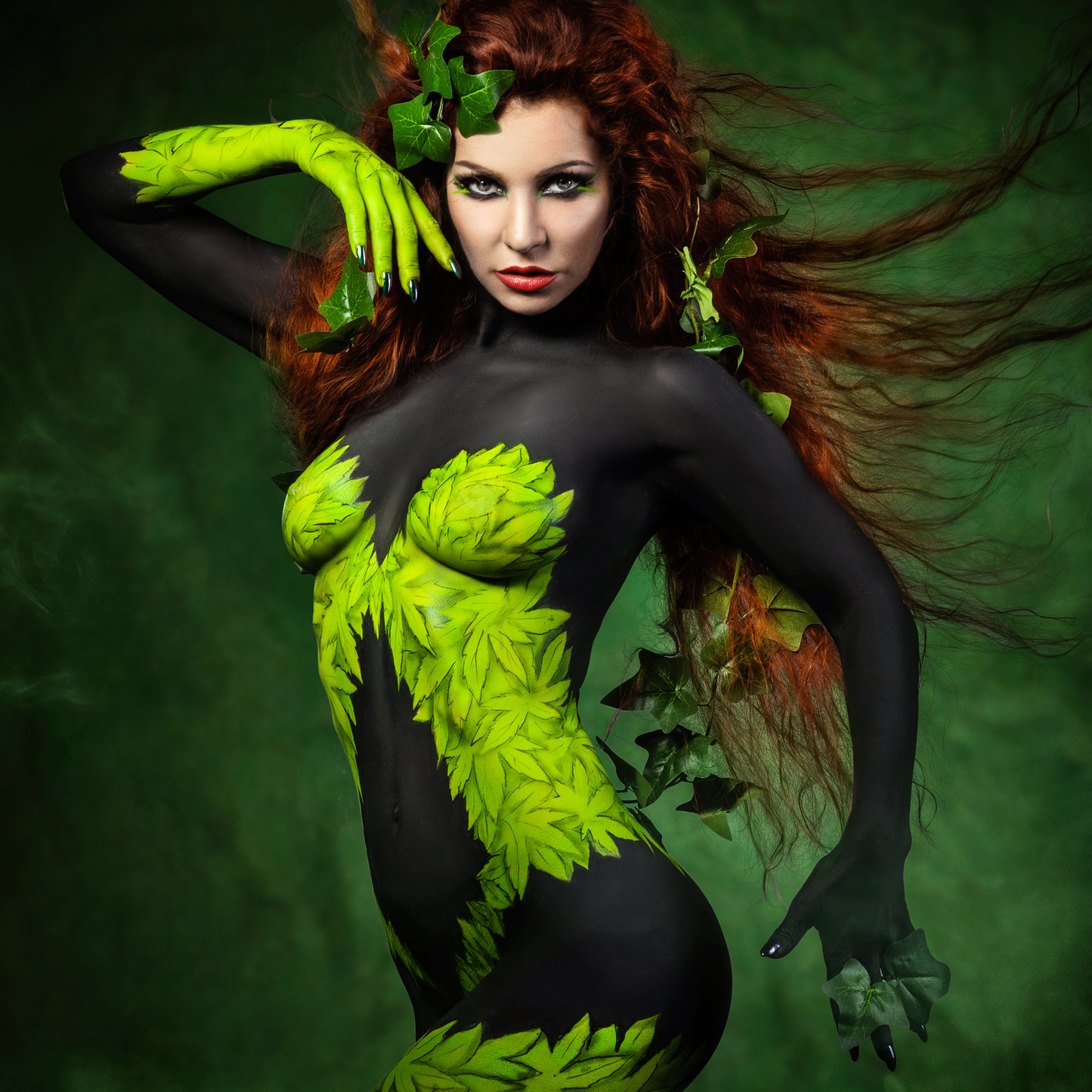 Poison Ivy bodyart