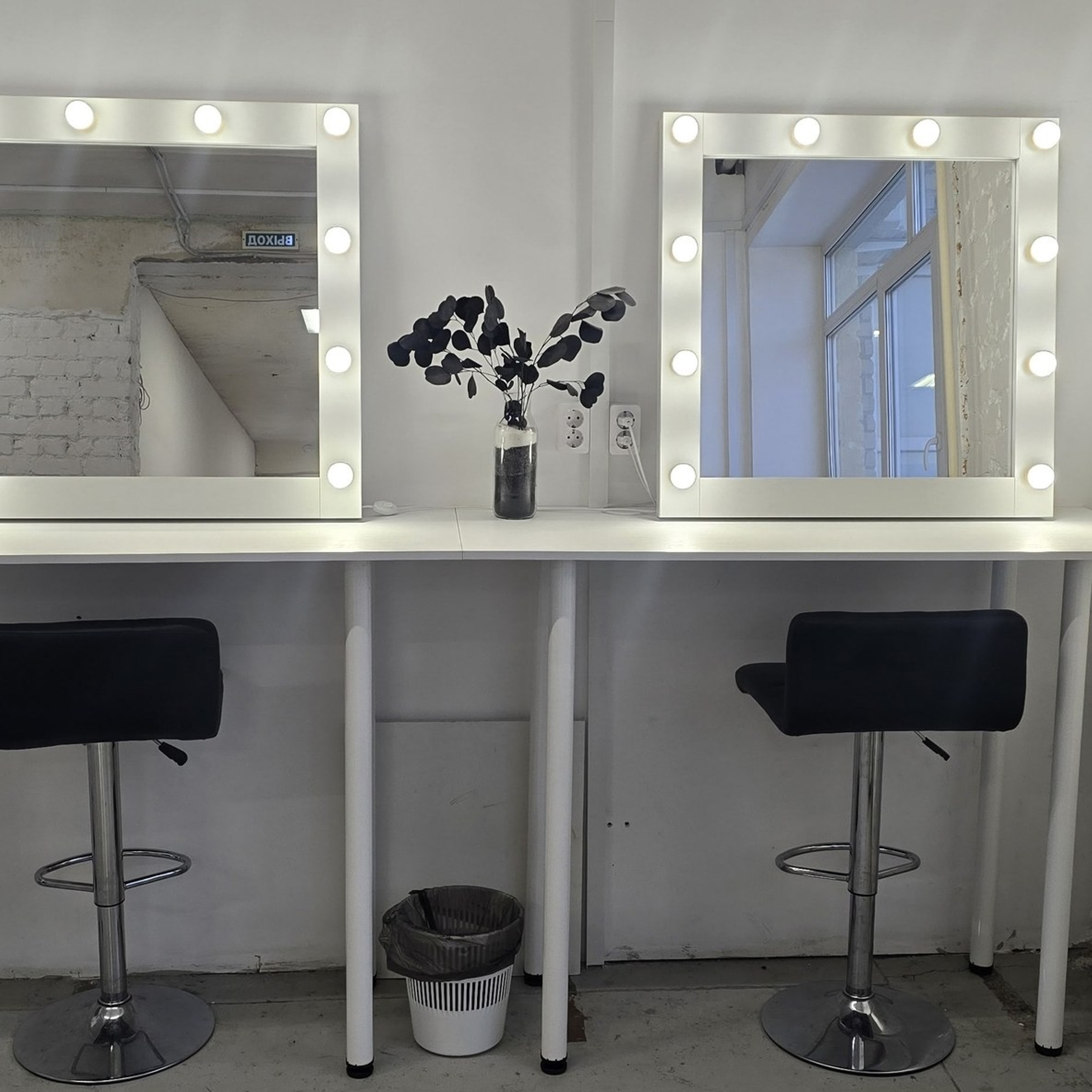 Зал Life фотостудия Импульс. Фотостудия в Саратове. Фотограф в Саратове