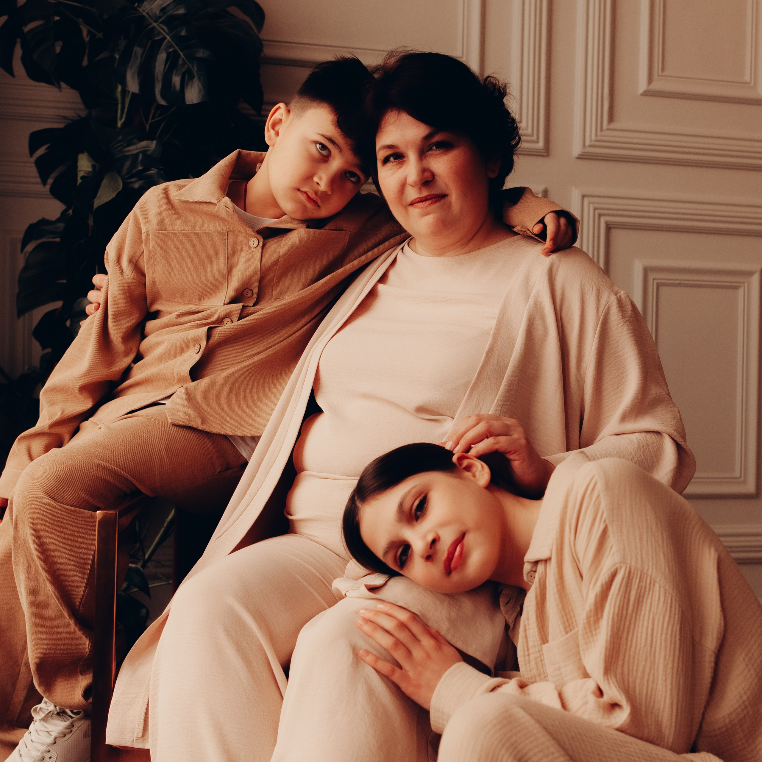 Катя с семьей