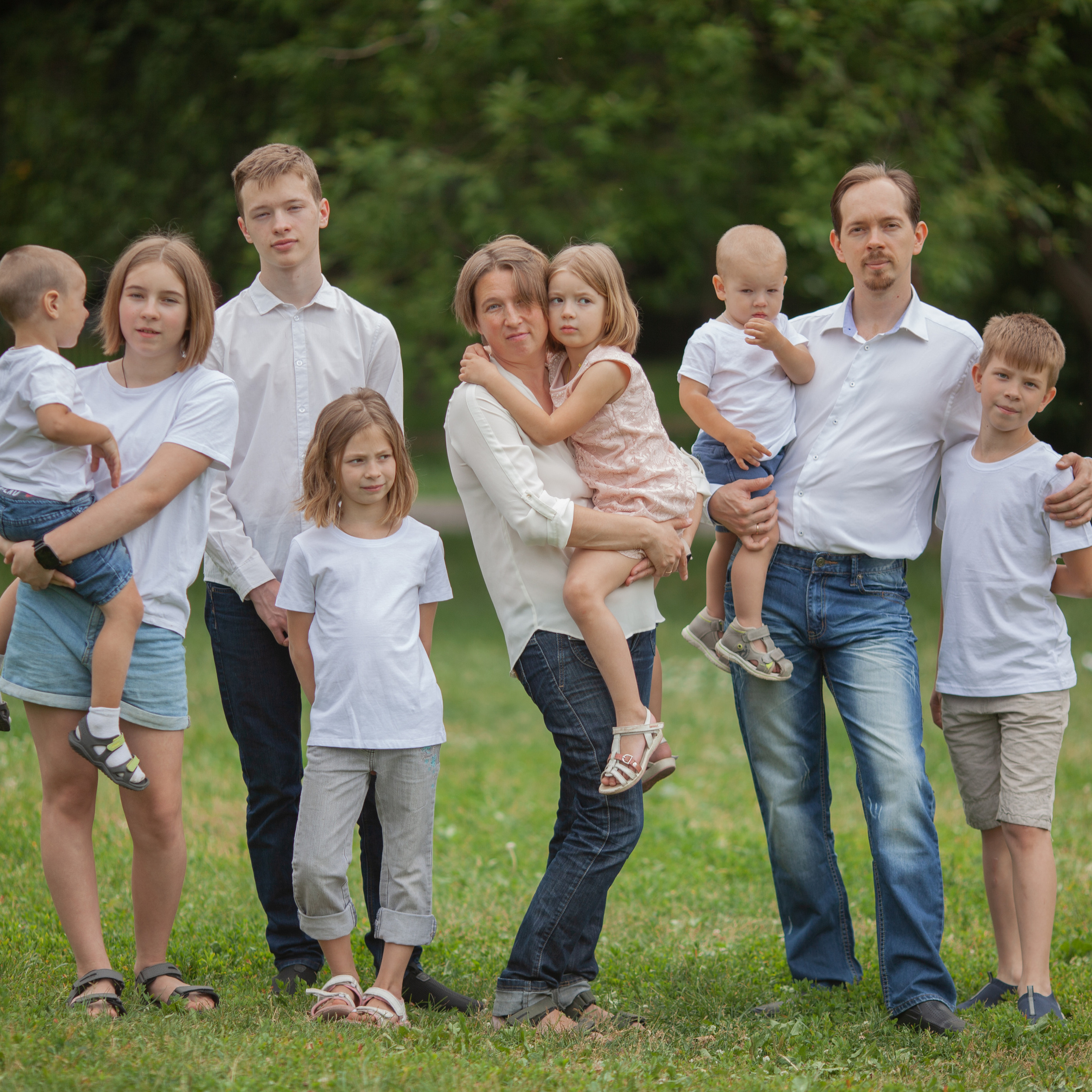 Анастасия с семьёй