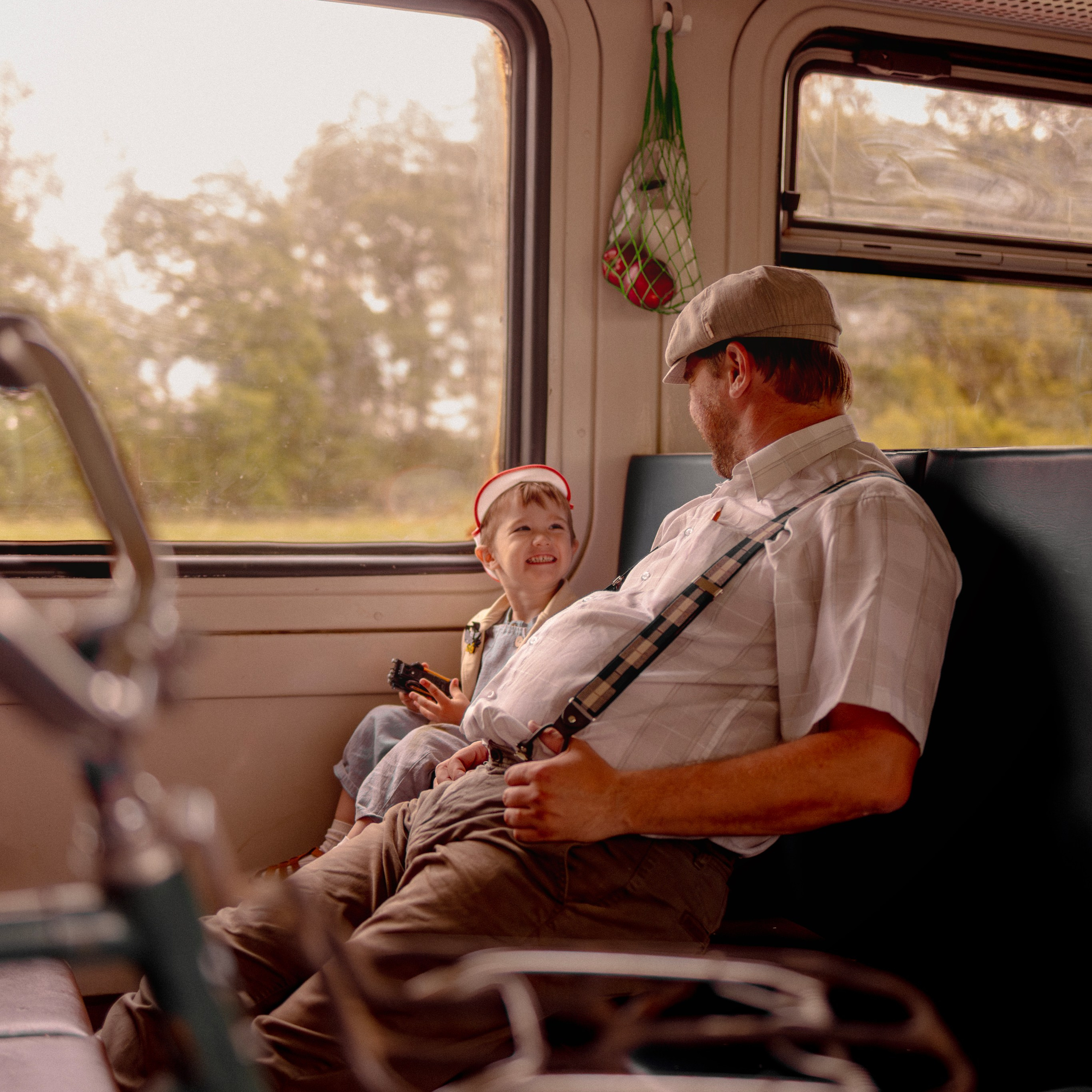 На поезде в детство
