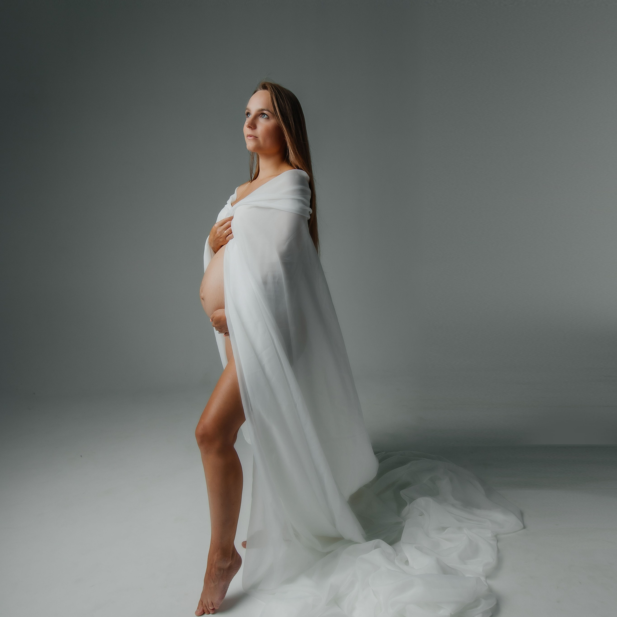 Струящийся фатин