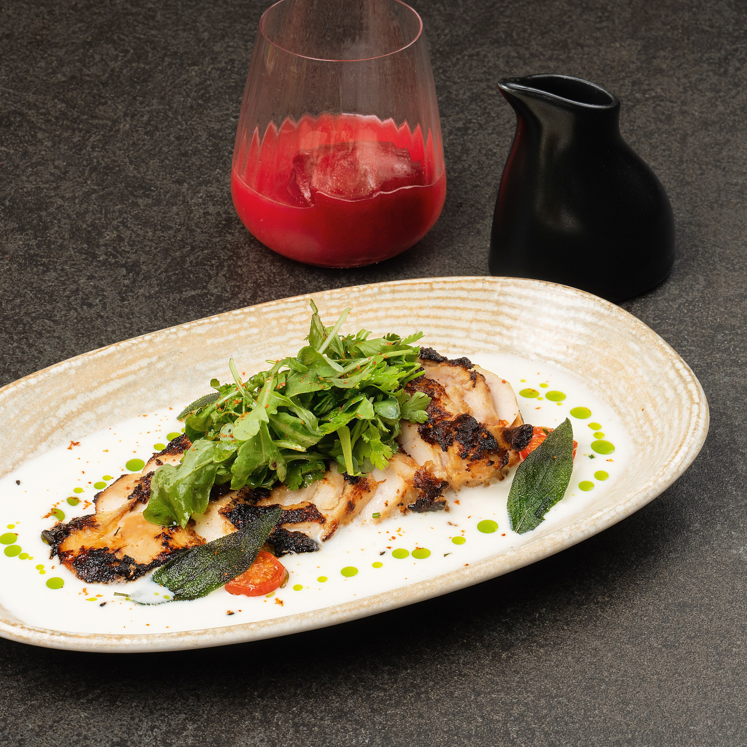 Auria (Commercial retouch)