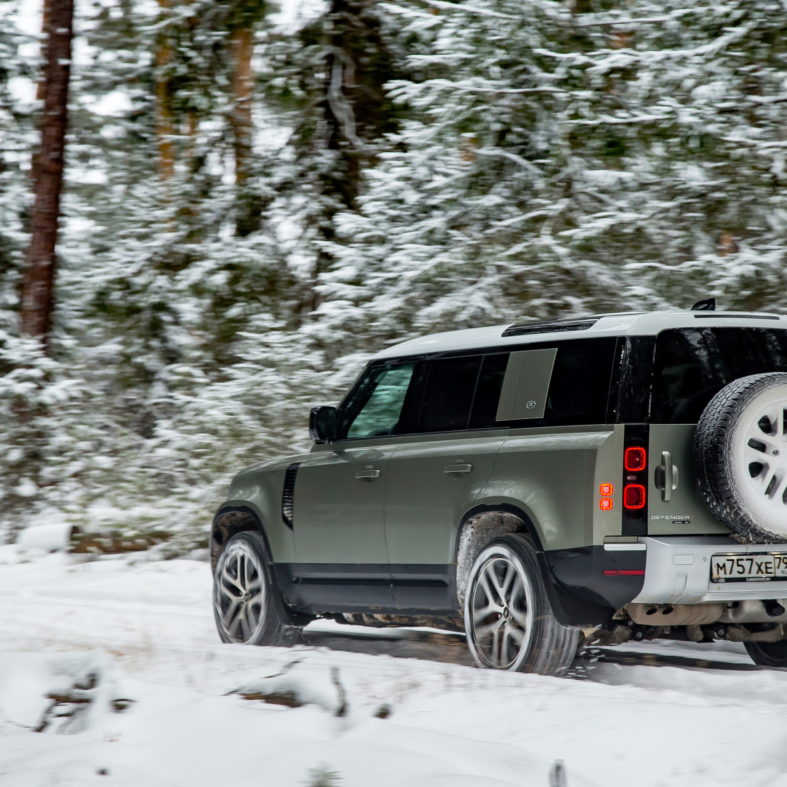 Land Rover Defender & Jeep Wrangler. Фотограф Дмитрий Питерский