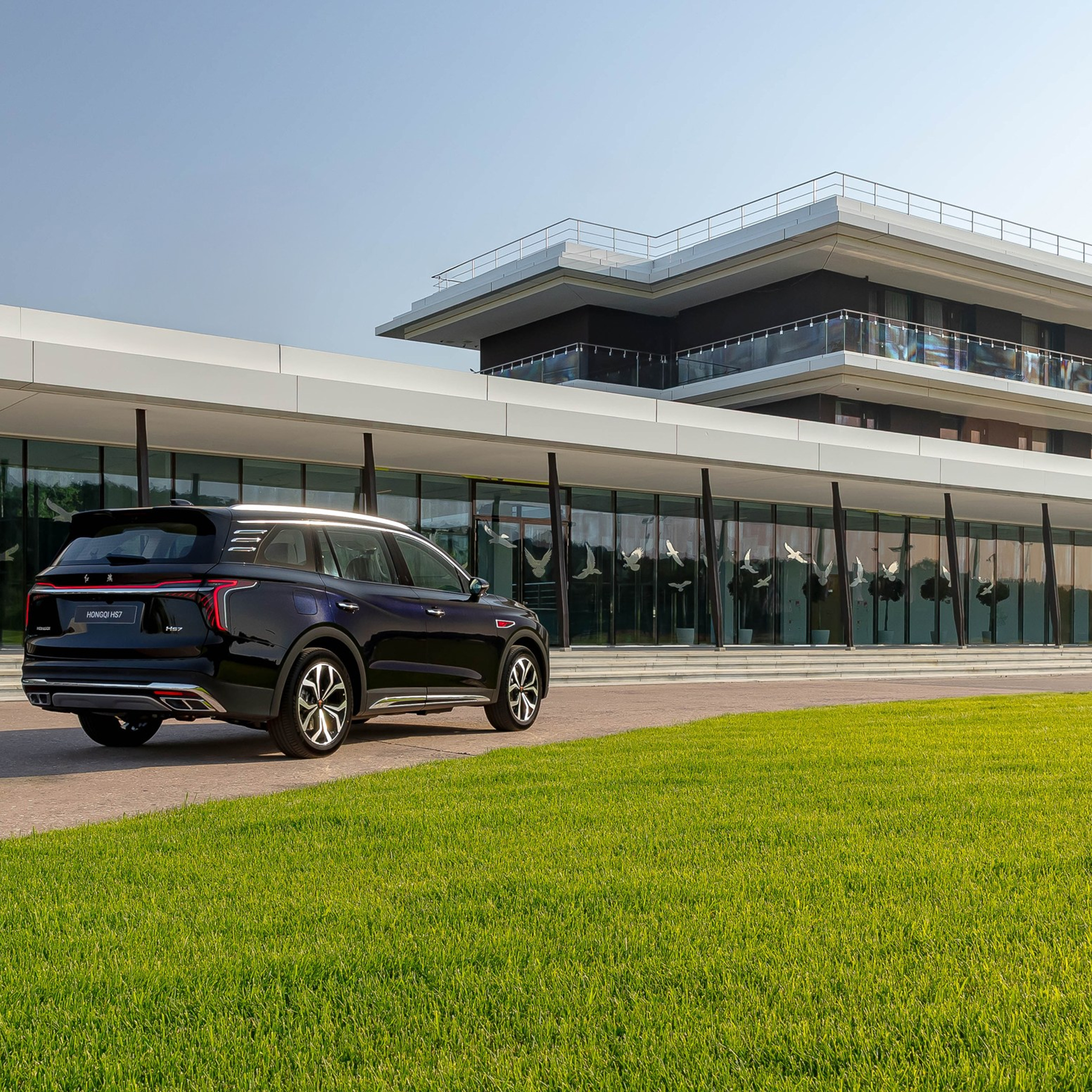 Hongqi HS7. Фотограф Дмитрий Питерский