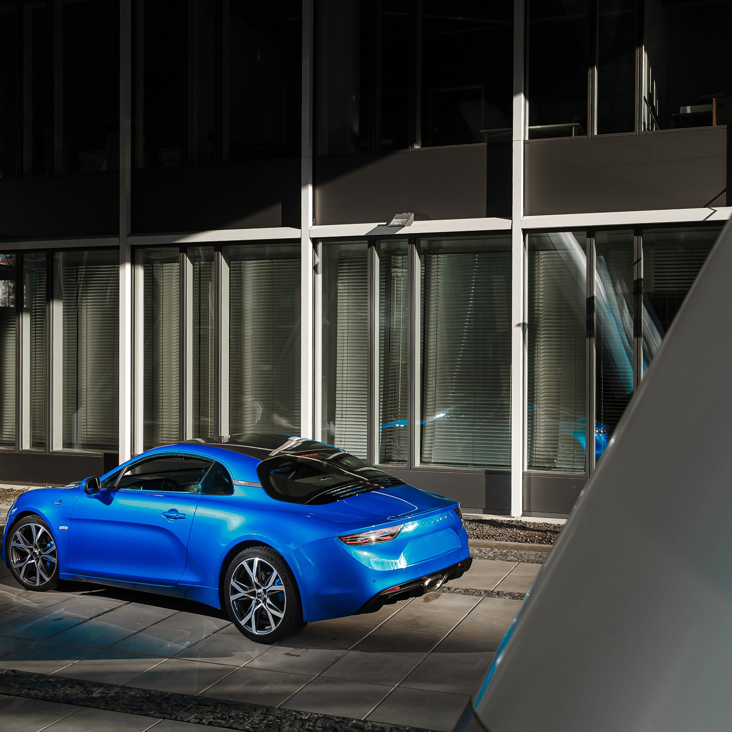 Alpine A110. Фотограф Дмитрий Питерский
