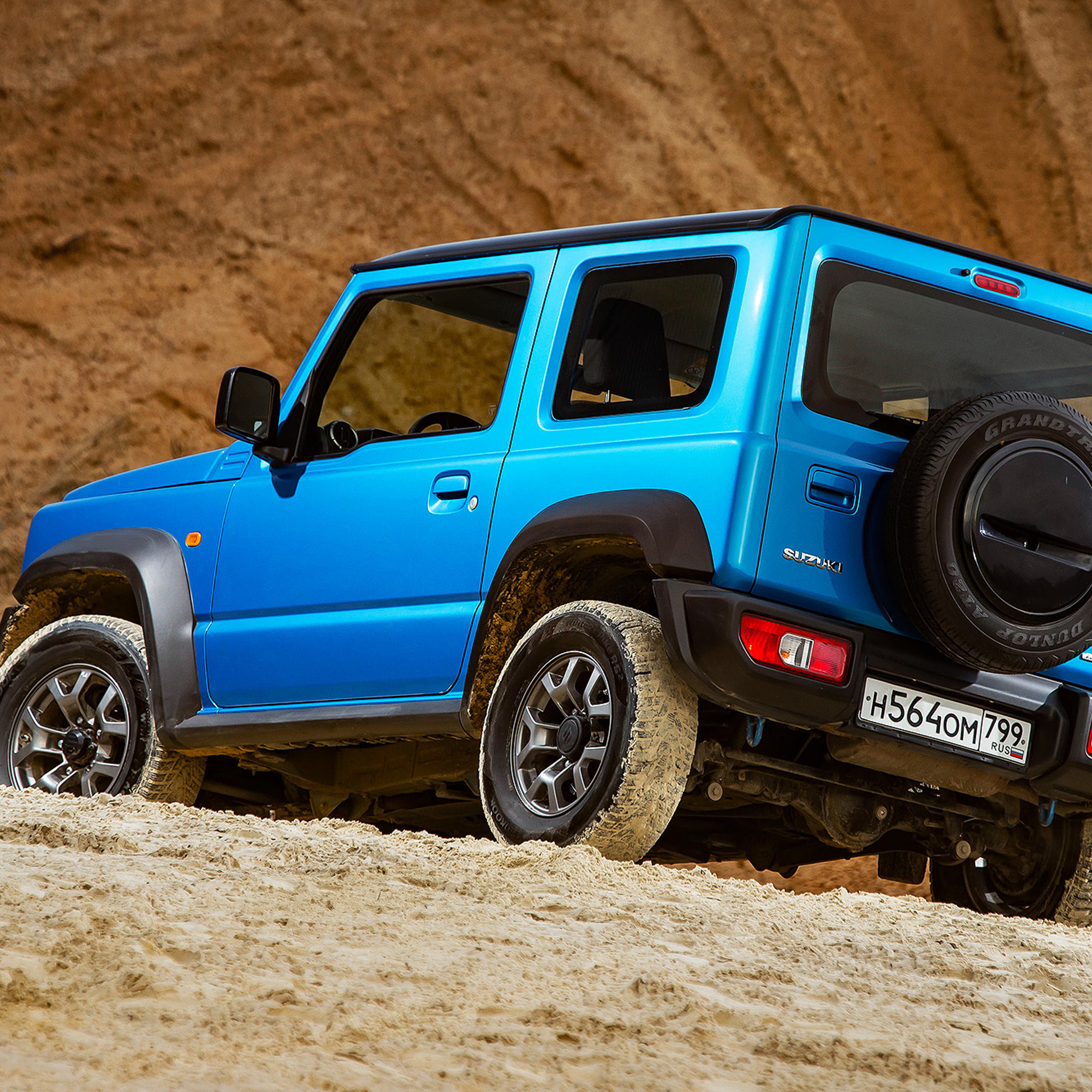 Suzuki Jimny. Фотограф Дмитрий Питерский