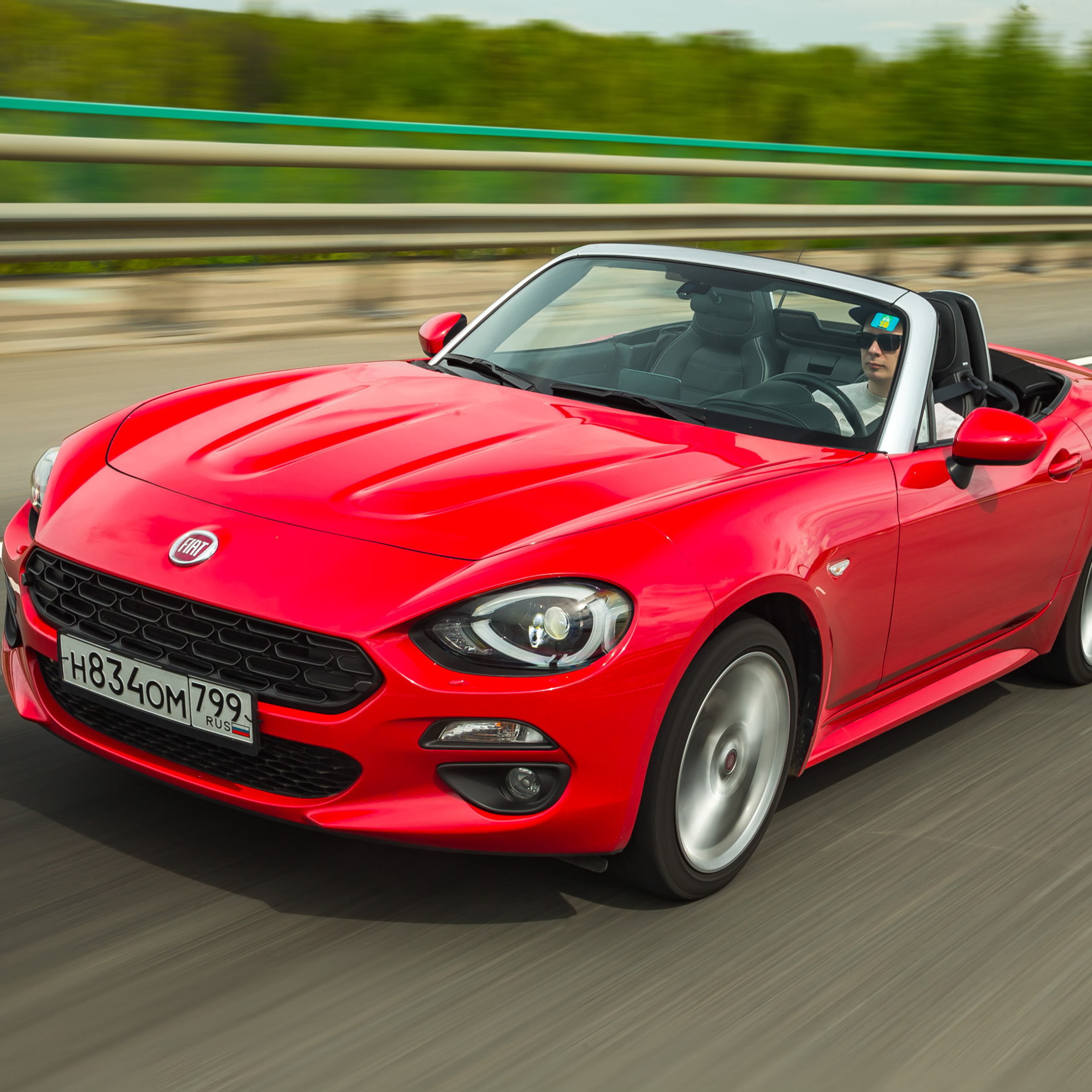 Fiat 124 & Mazda MX-5. Фотограф Дмитрий Питерский