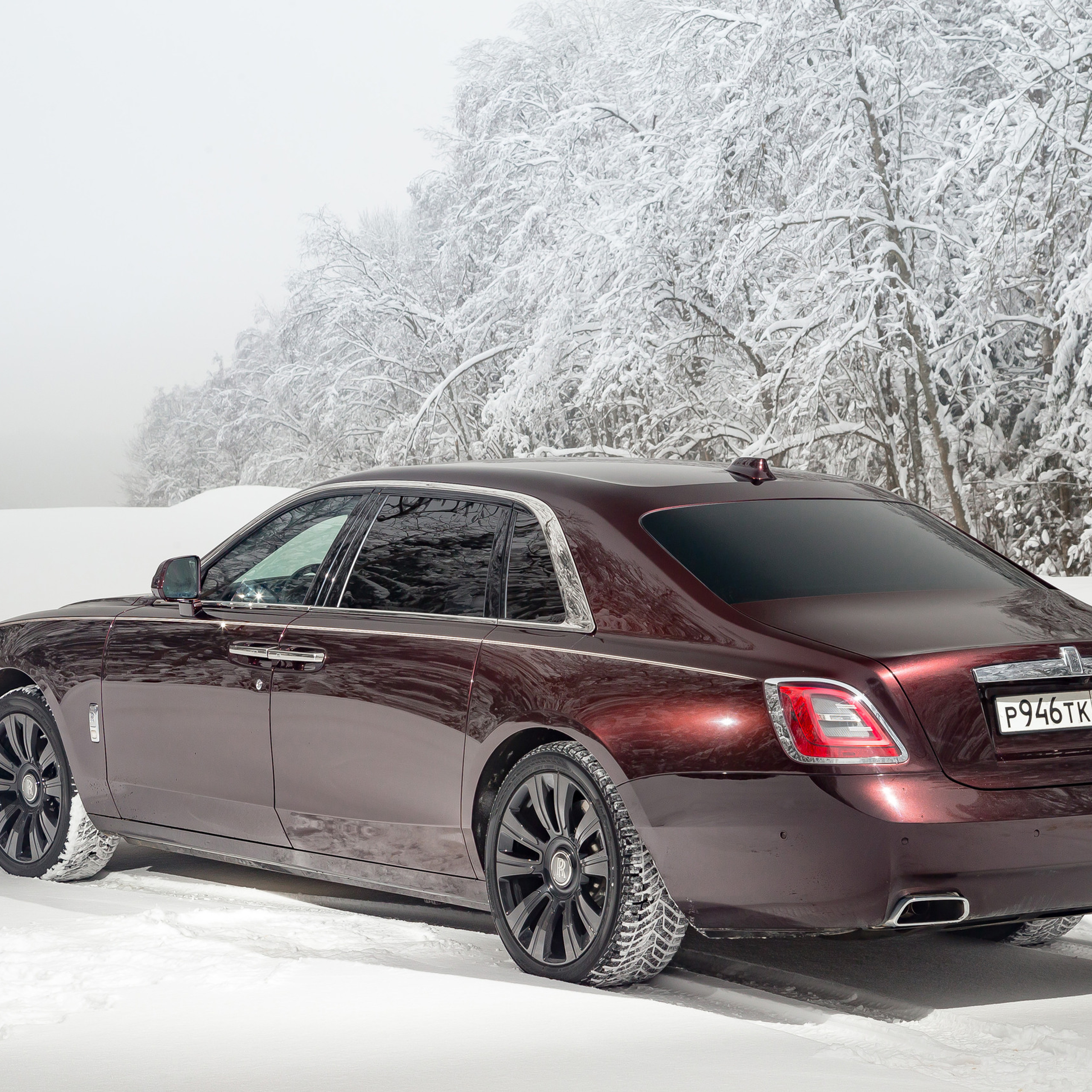 Rolls-Royce Ghost EWB. Фотограф Дмитрий Питерский