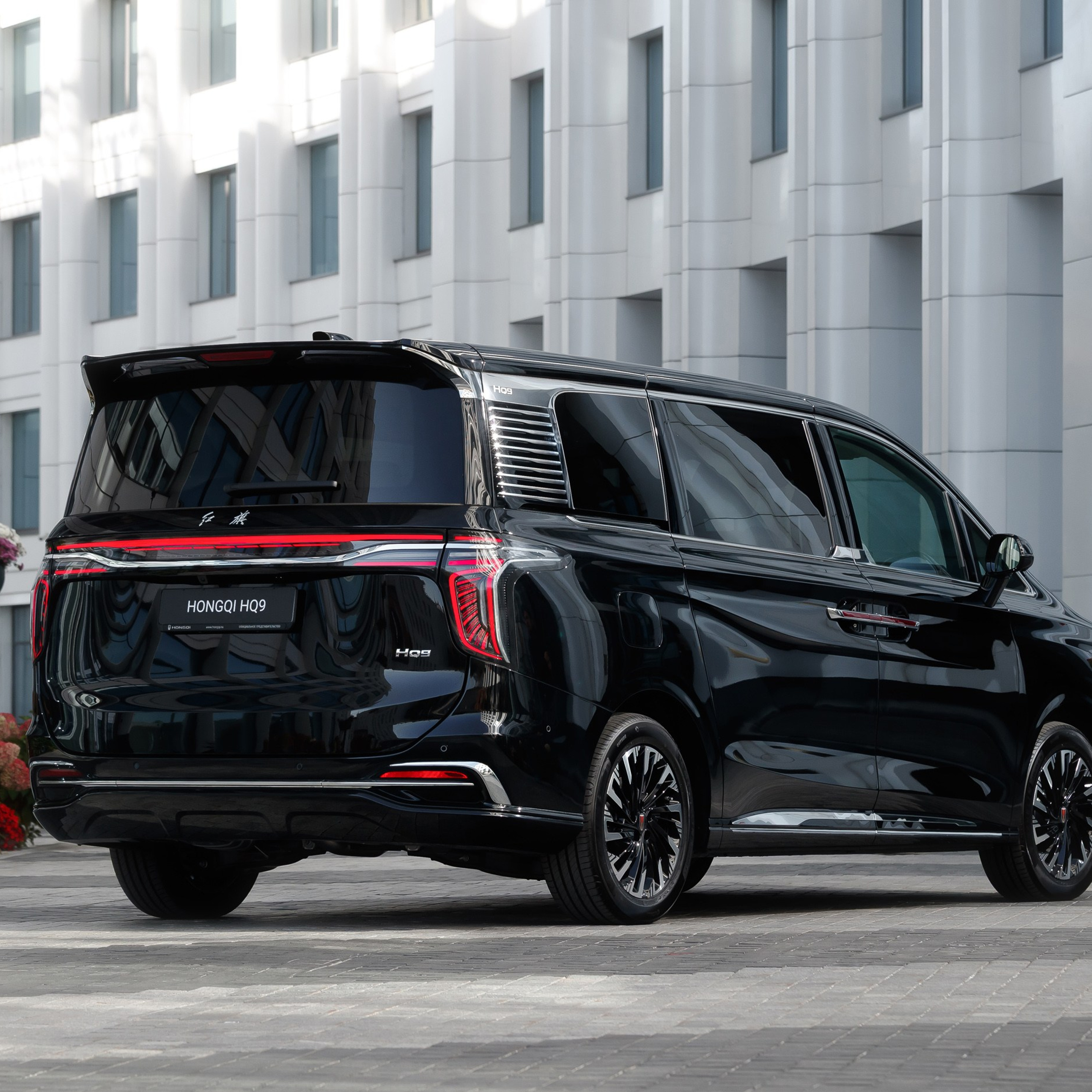 Hongqi HS9. Фотограф Дмитрий Питерский