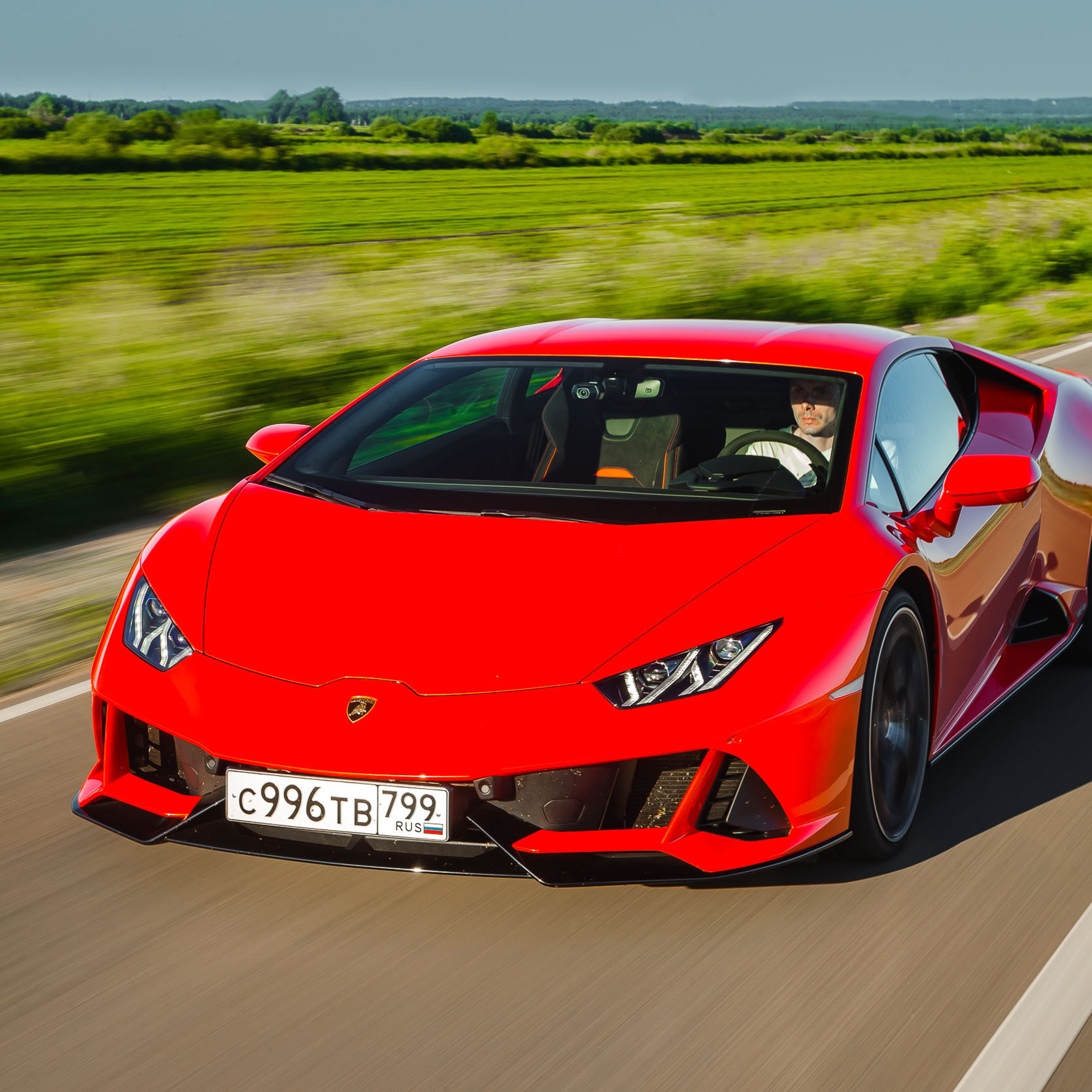Lamborghini Huracan Evo. Фотограф Дмитрий Питерский