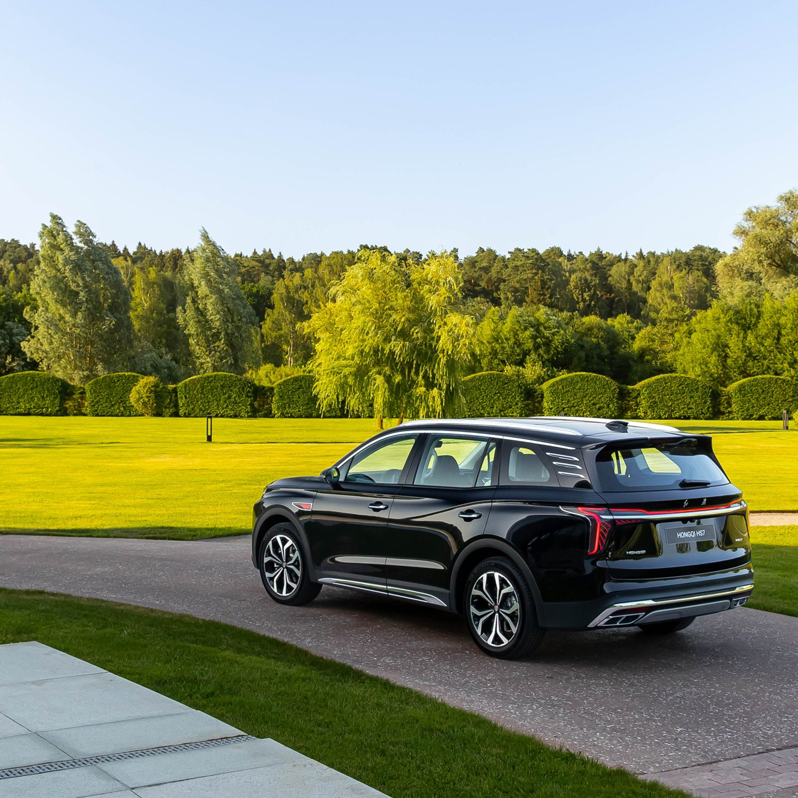 Hongqi HS7. Фотограф Дмитрий Питерский