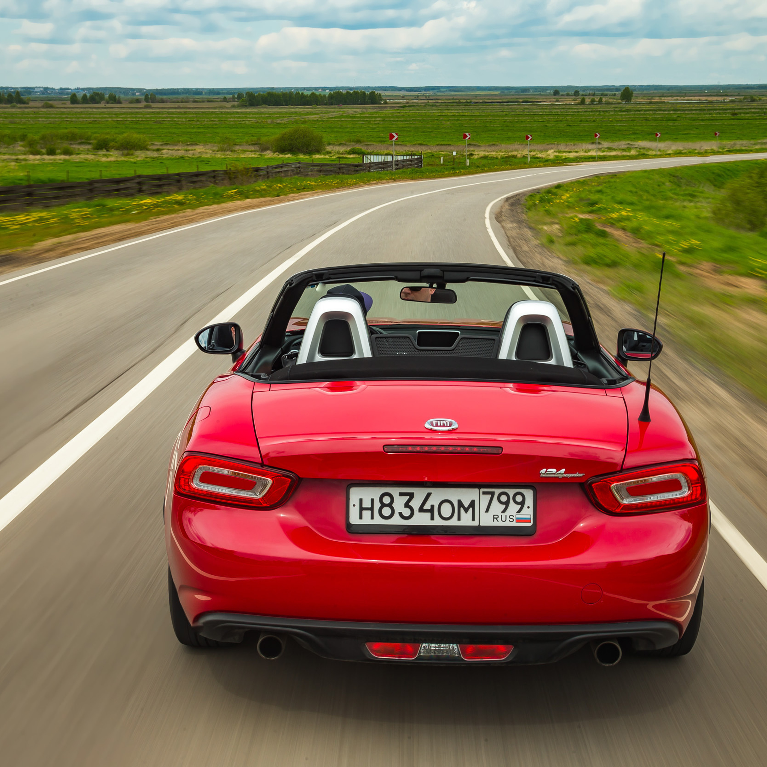 Fiat 124 & Mazda MX-5. Фотограф Дмитрий Питерский