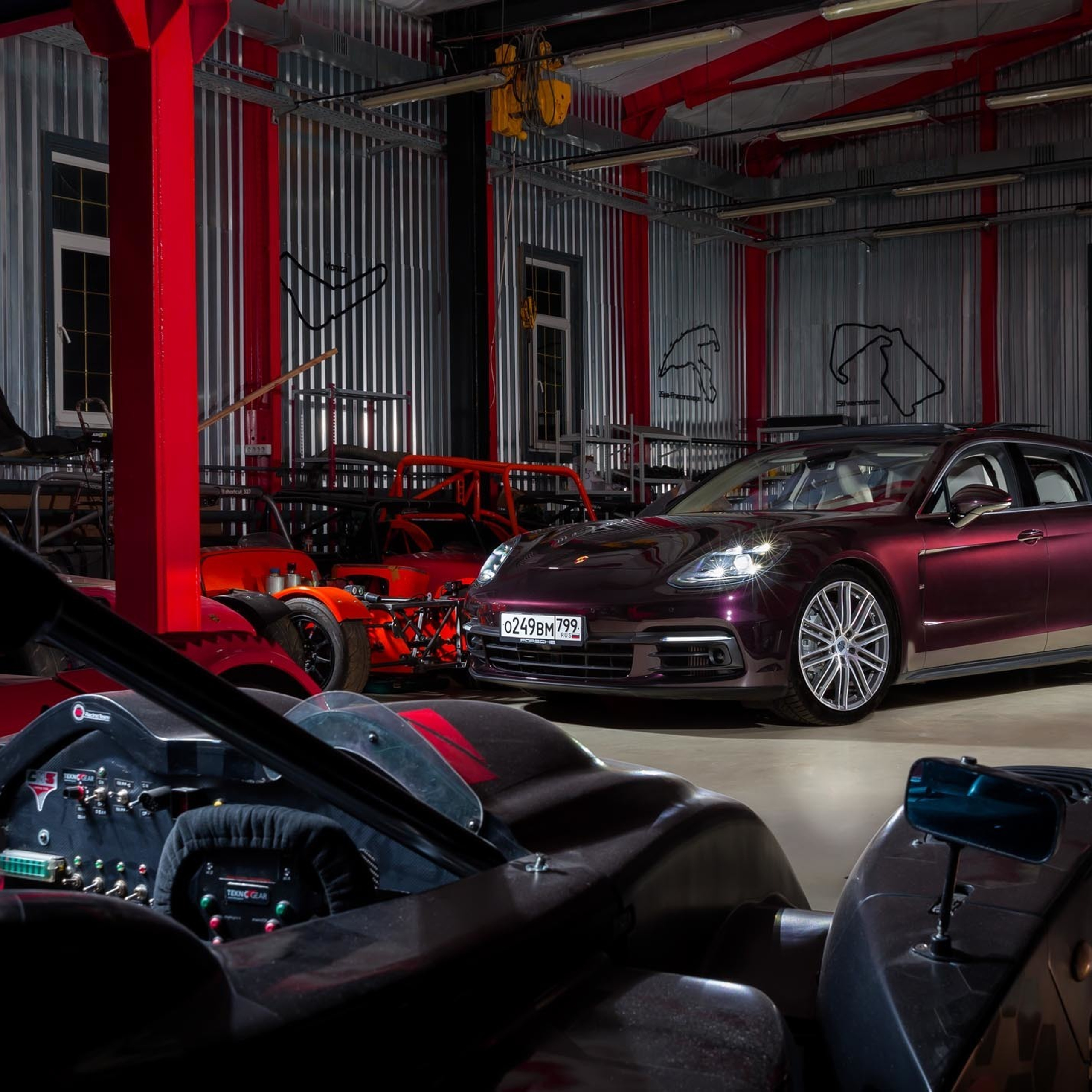 Porsche Panamera 4S. Фотограф Дмитрий Питерский