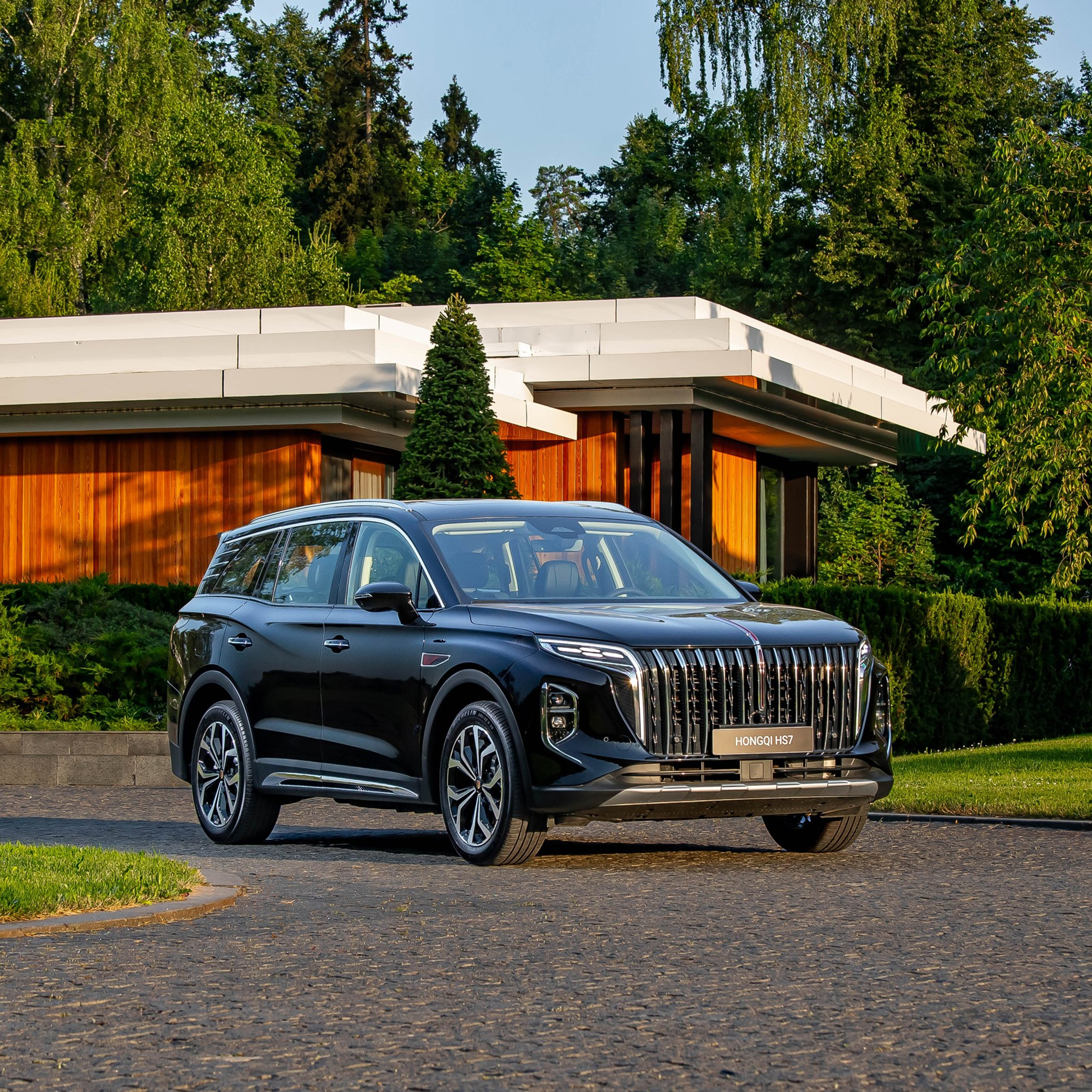 Hongqi HS7. Фотограф Дмитрий Питерский