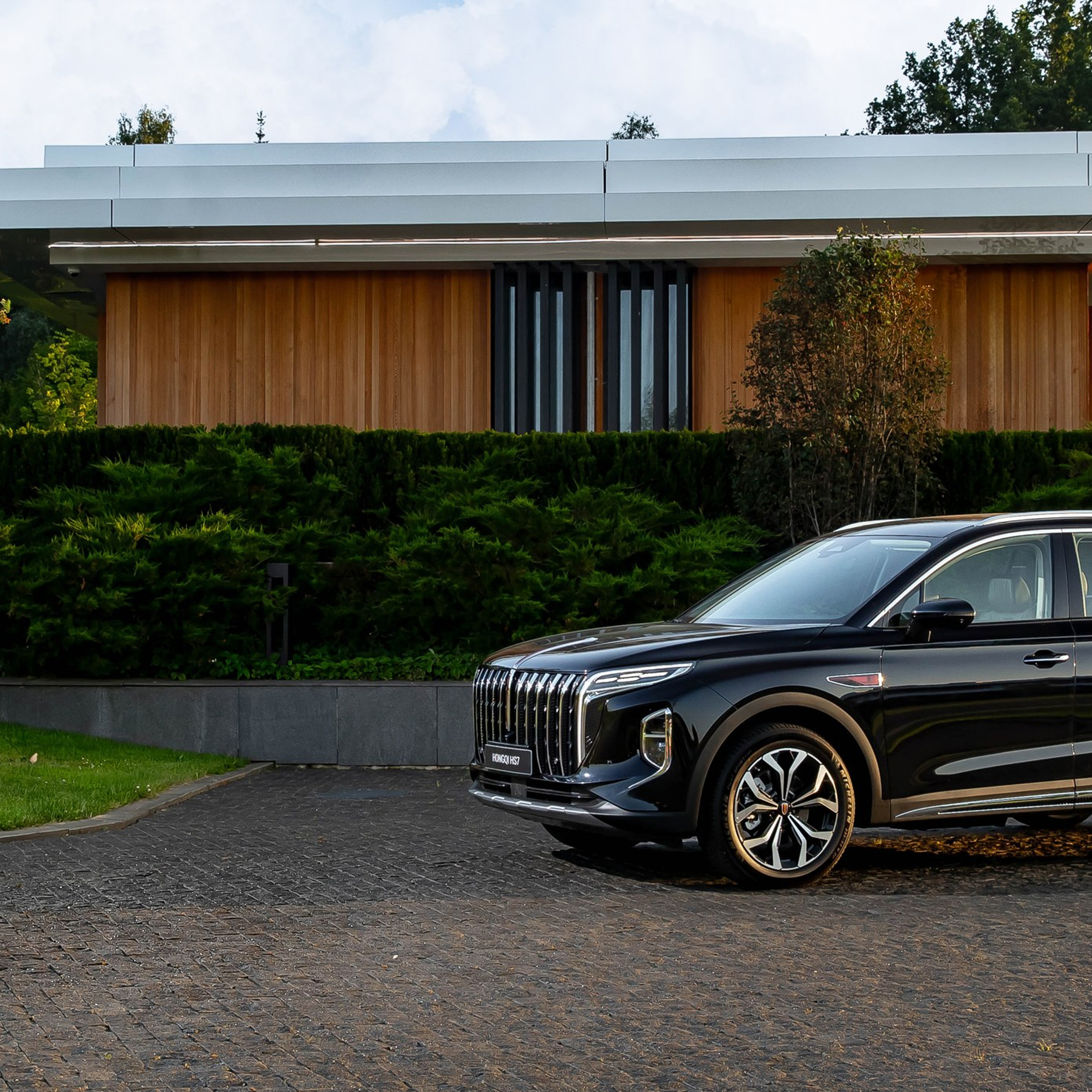 Hongqi HS7. Фотограф Дмитрий Питерский
