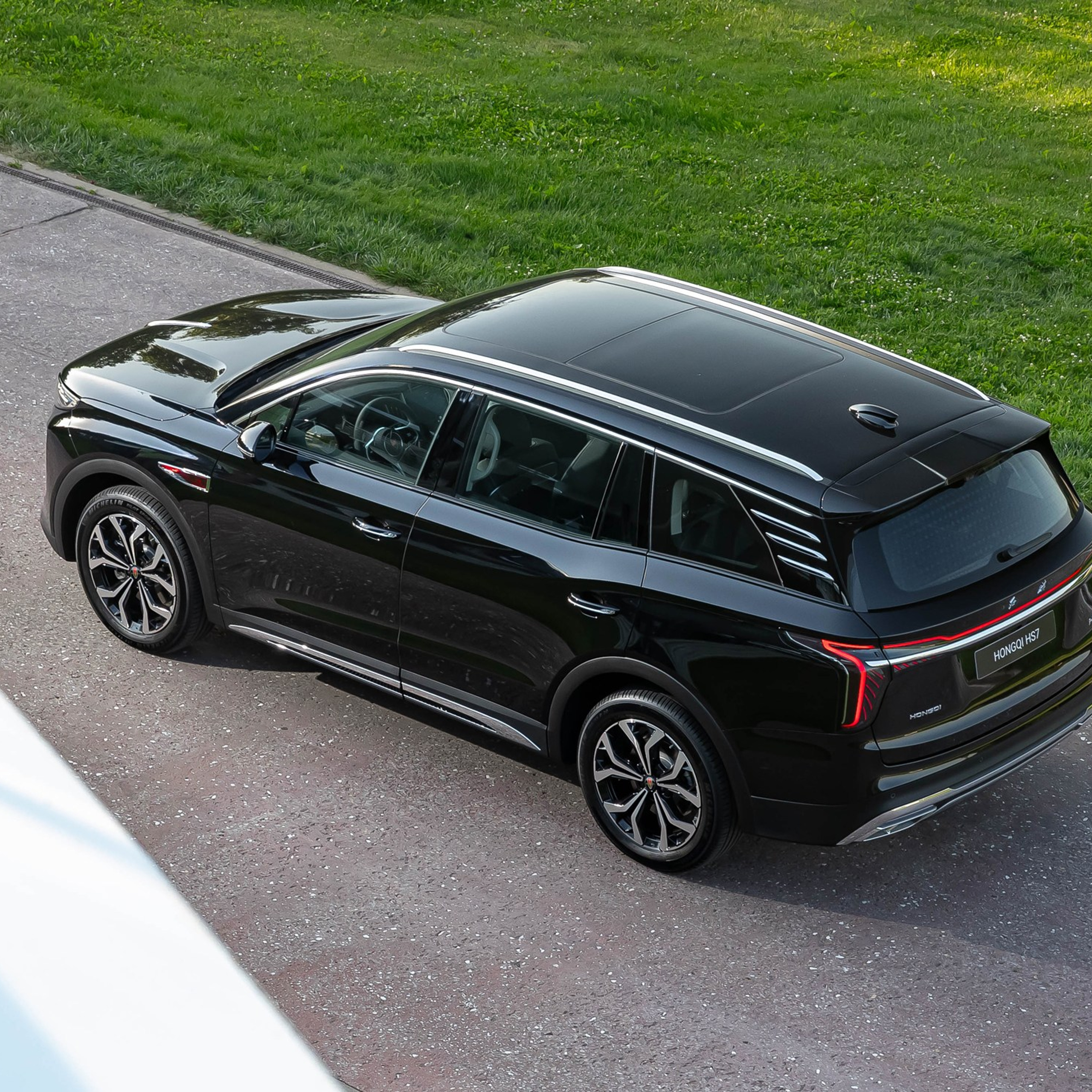 Hongqi HS7. Фотограф Дмитрий Питерский