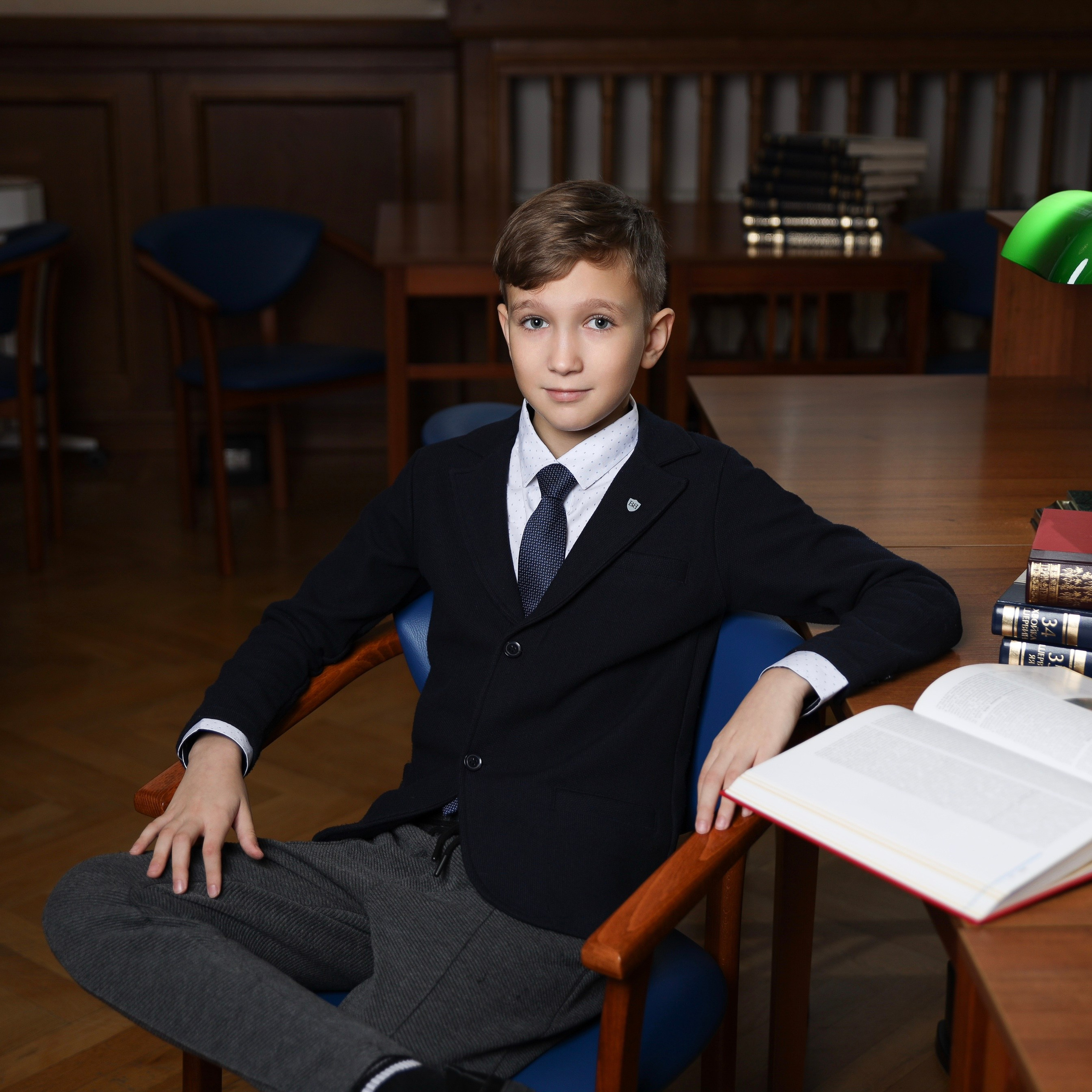 Съемка для 4 класса в библиотеке