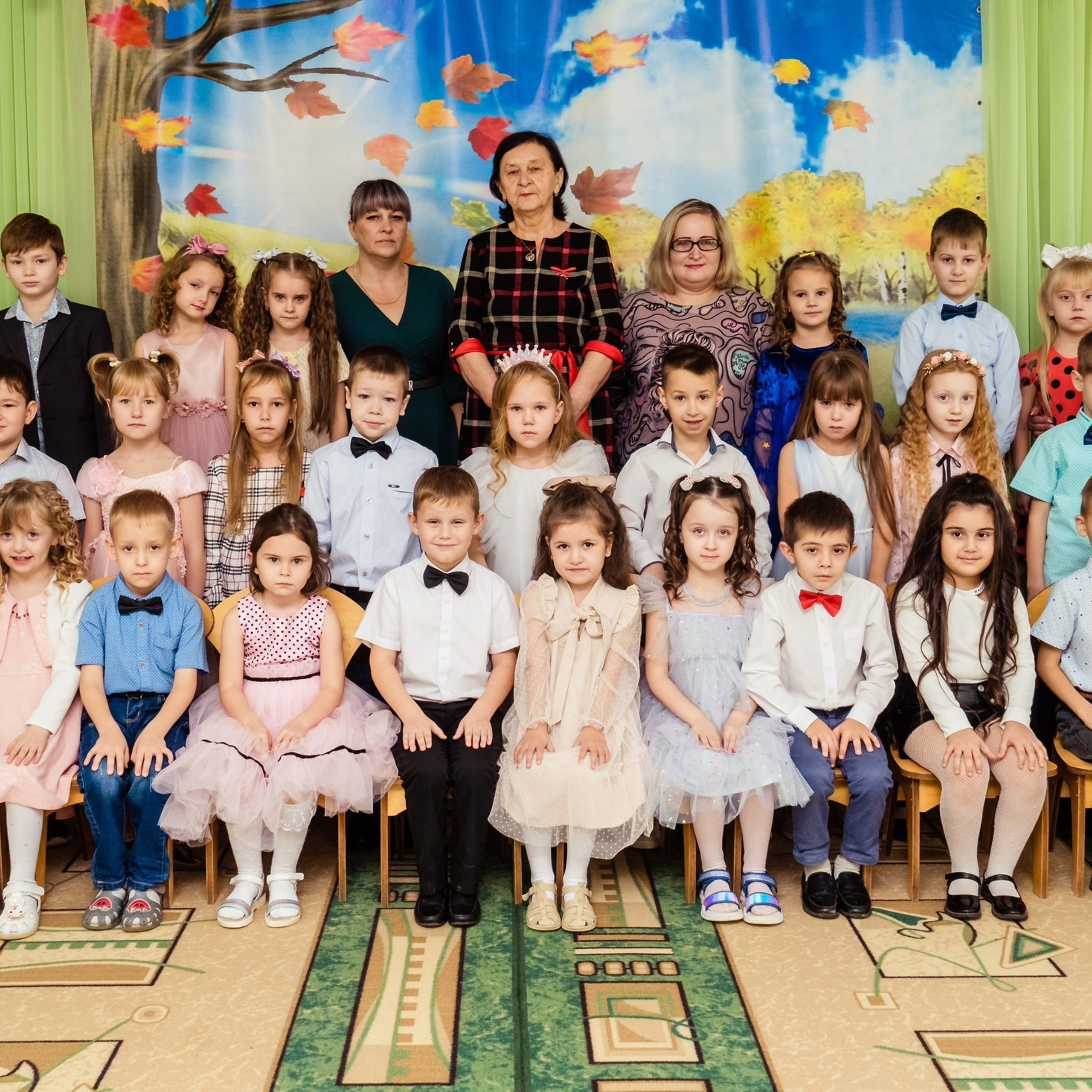 Съемка выпускного общая фотография портрет школьника фотокнига. Выпускные альбомы в Новороссийске и Краснодарском крае