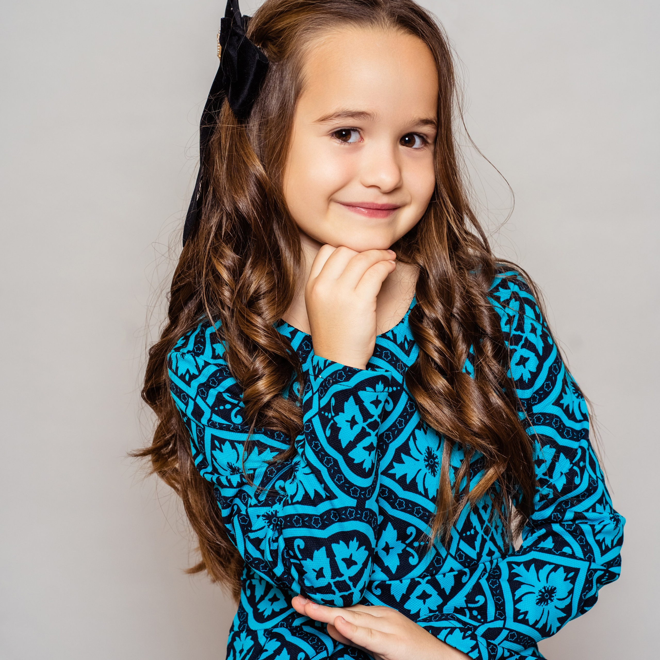 Съемка выпускного общая фотография портрет школьника фотокнига. Выпускные альбомы в Новороссийске и Краснодарском крае