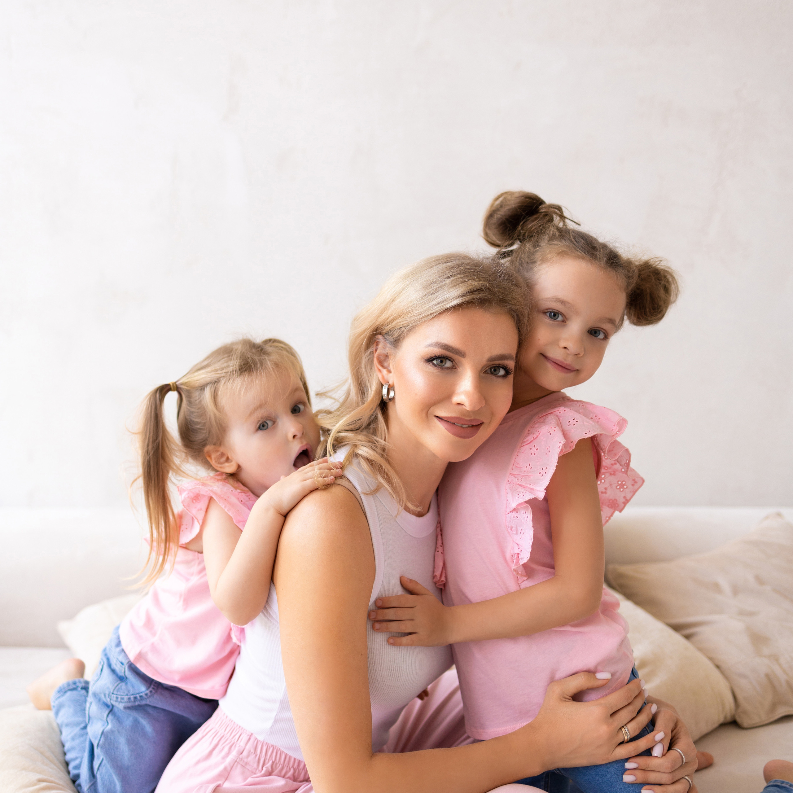 Таня с дочками