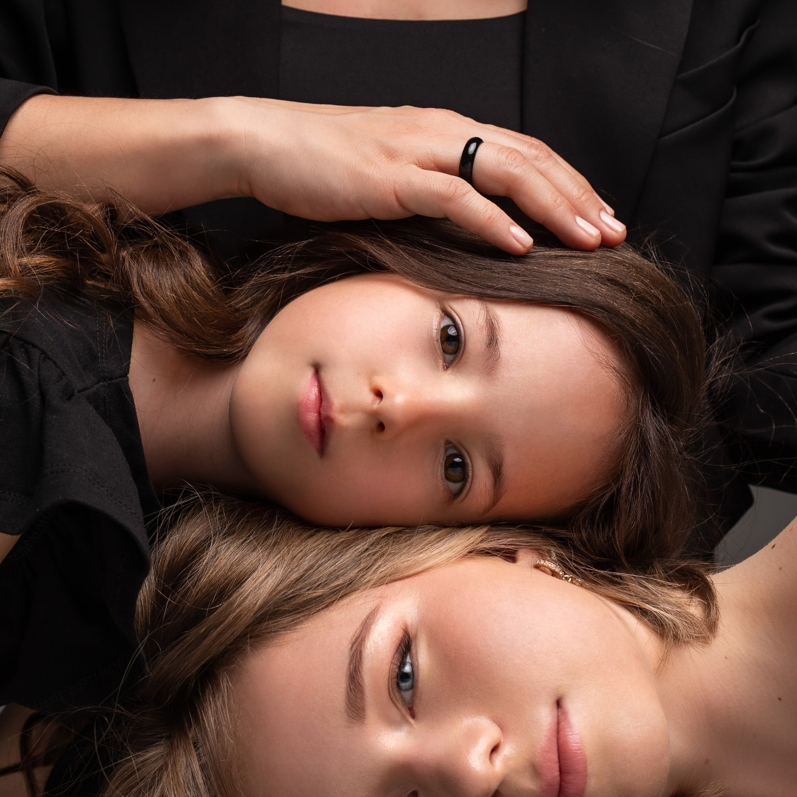 Гульнара с дочками