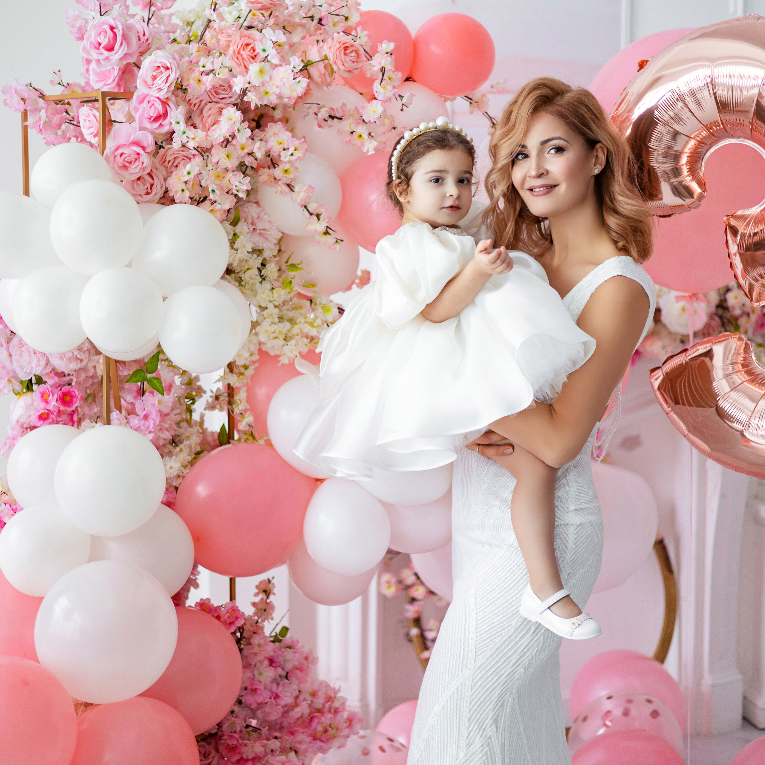 Анжела и Оливия