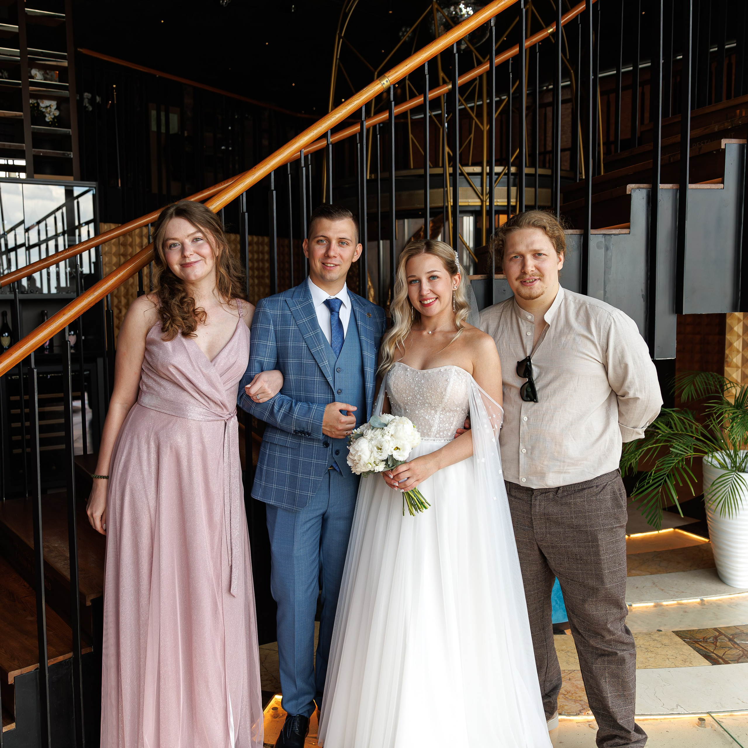 Регистрация брака в ресторане BIRDS Москва-Сити. Свадебный фотограф Москва и МО Сергей Киржаев