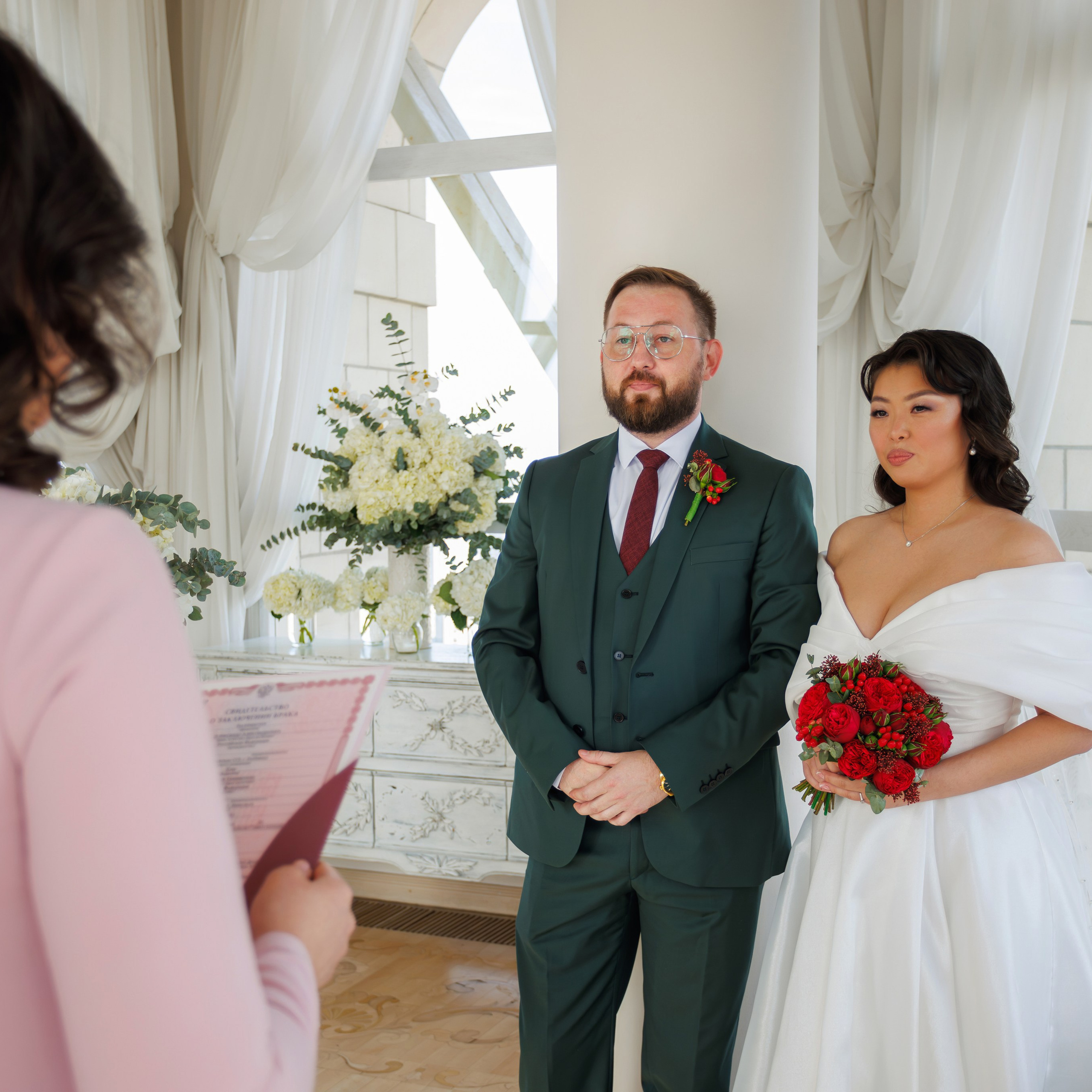 Регистрация брака в ресторане Романтик гостиница Украина. Свадебный фотограф Москва и МО Сергей Киржаев