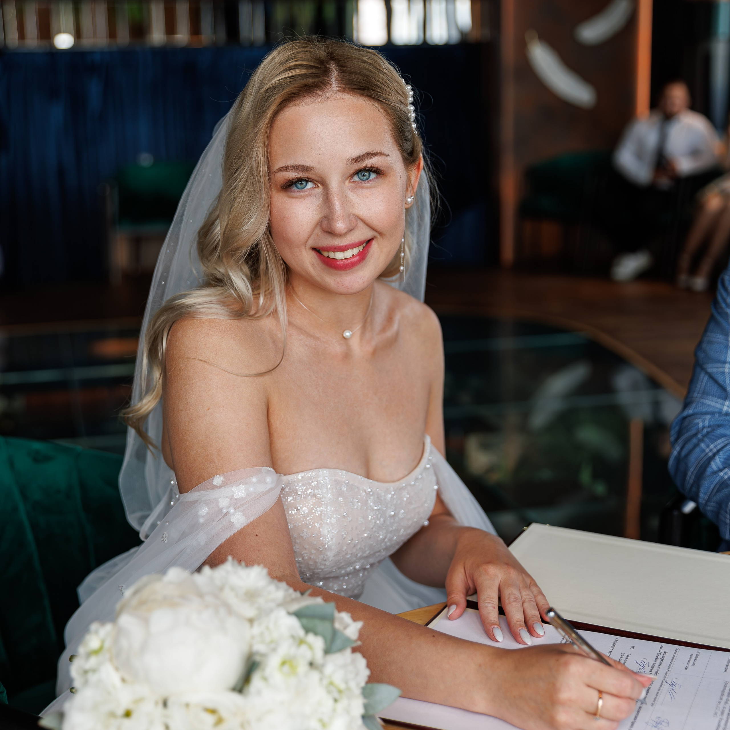 Регистрация брака в ресторане BIRDS Москва-Сити. Свадебный фотограф Москва и МО Сергей Киржаев