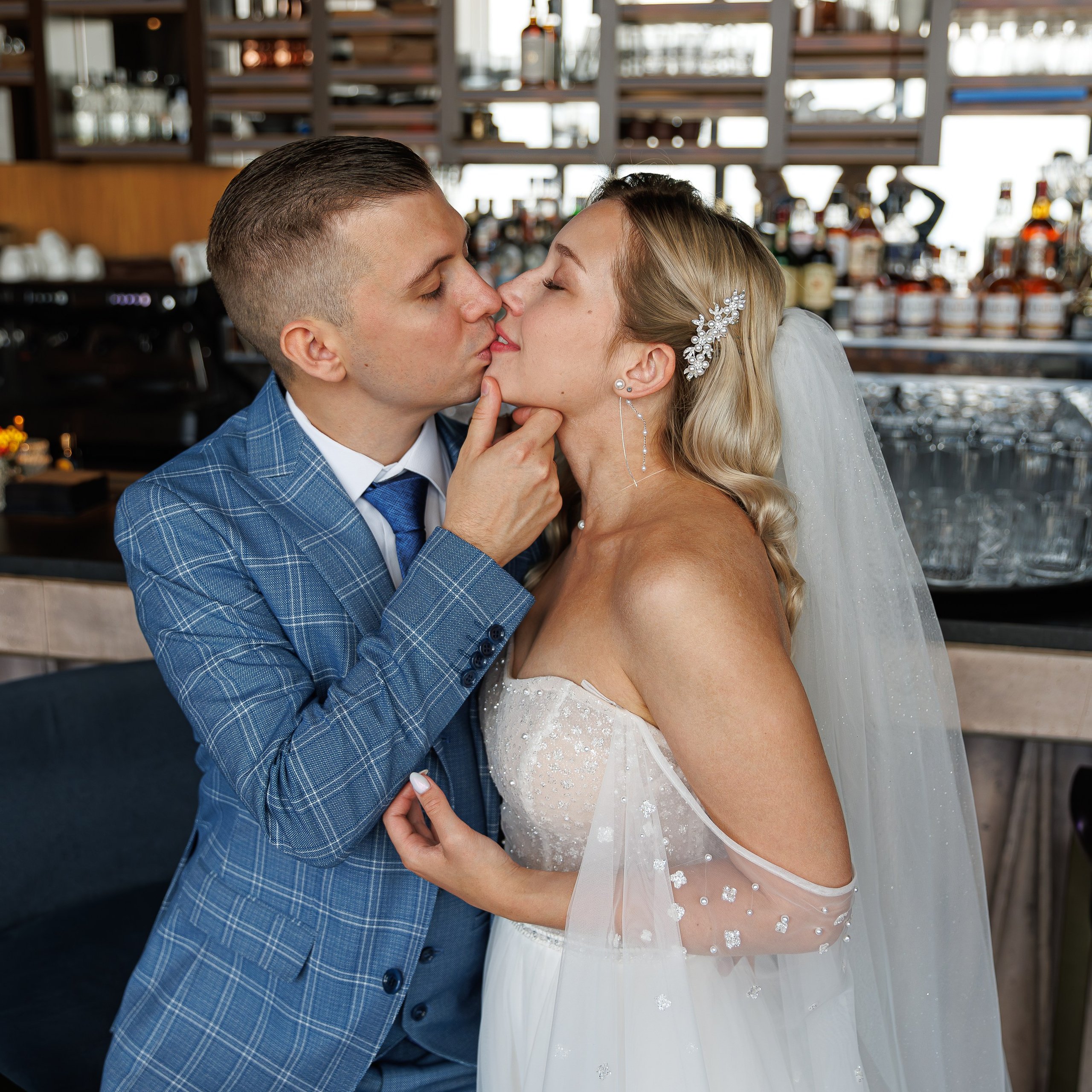 Регистрация брака в ресторане BIRDS Москва-Сити. Свадебный фотограф Москва и МО Сергей Киржаев