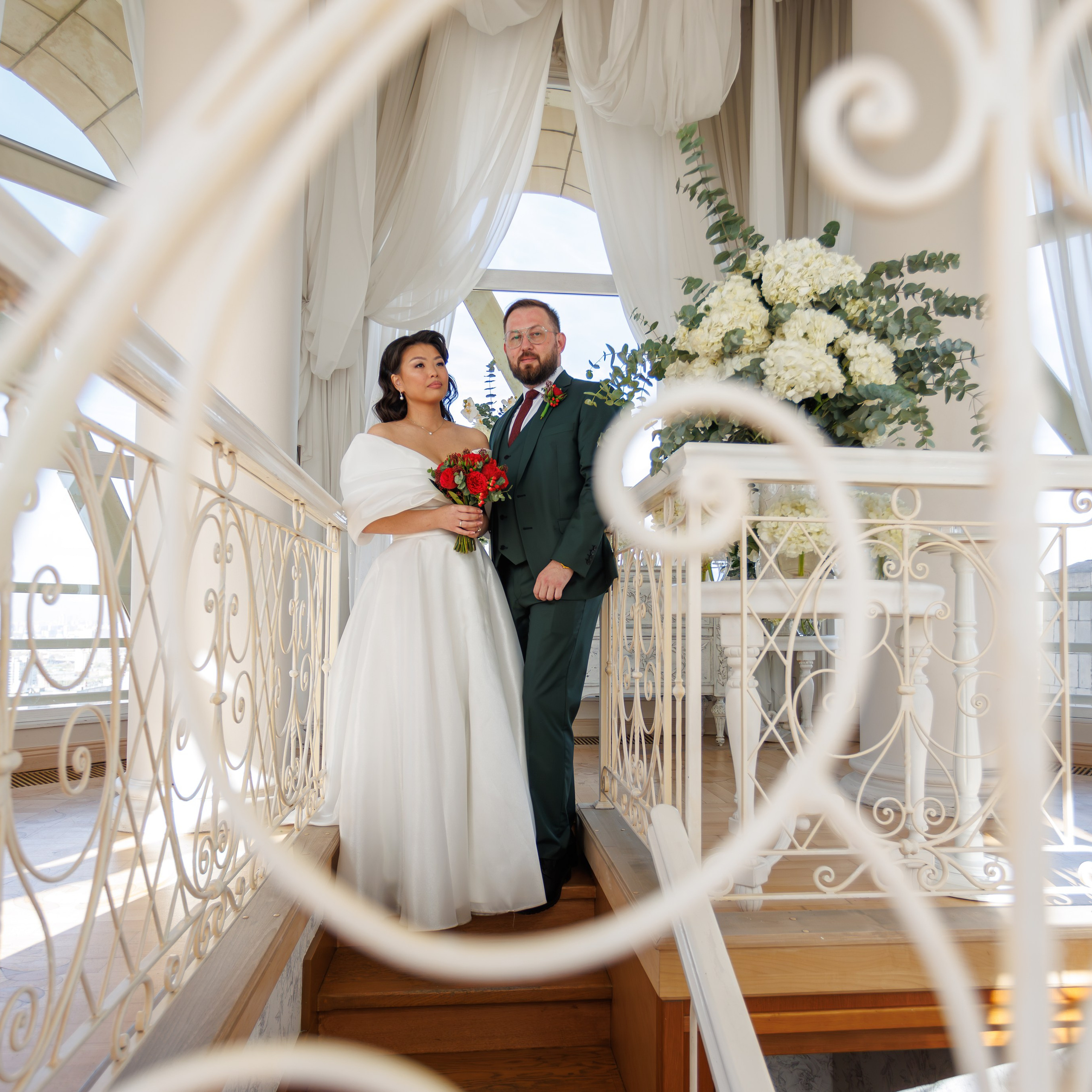 Регистрация брака в ресторане Романтик гостиница Украина. Свадебный фотограф Москва и МО Сергей Киржаев