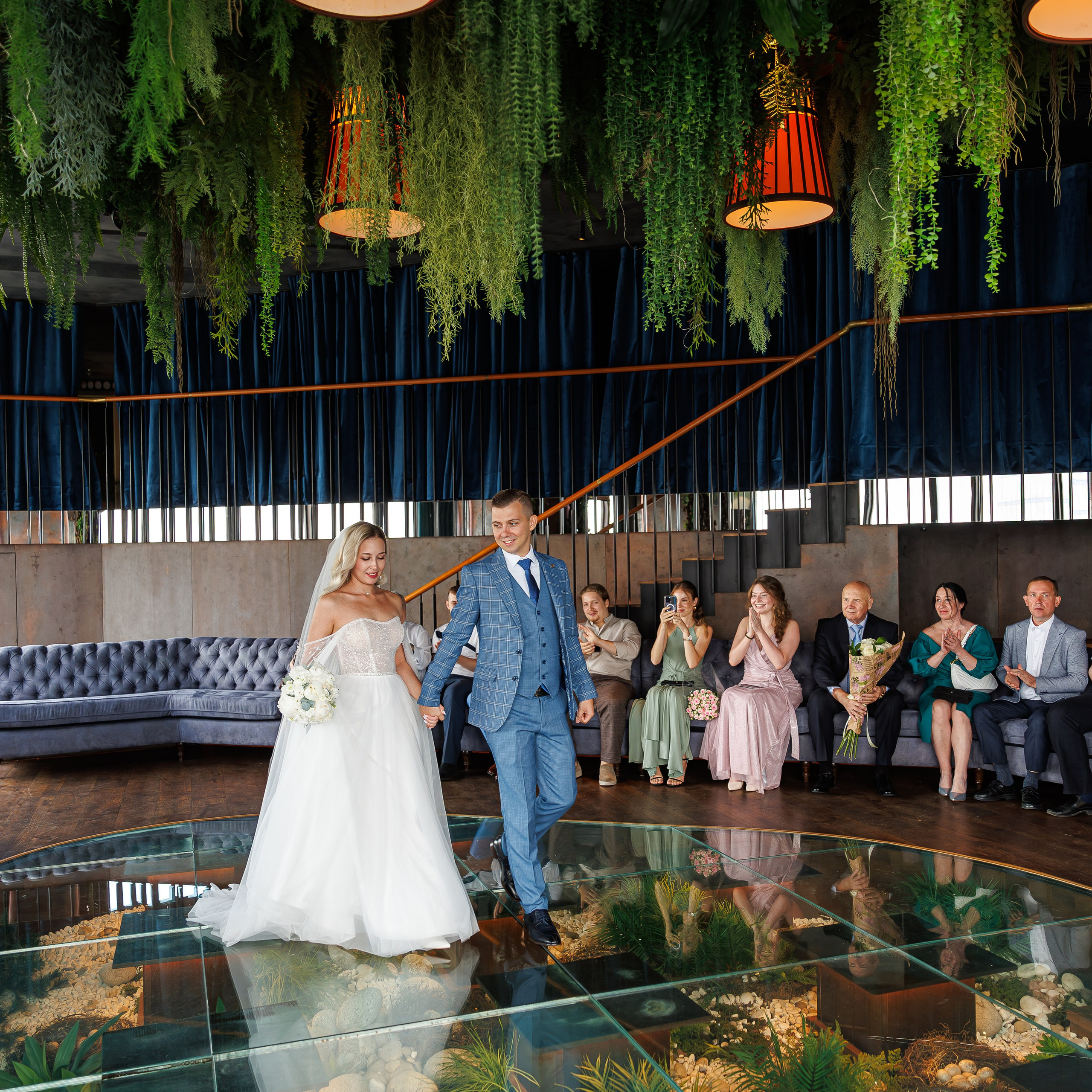 Регистрация брака в ресторане BIRDS Москва-Сити. Свадебный фотограф Москва и МО Сергей Киржаев