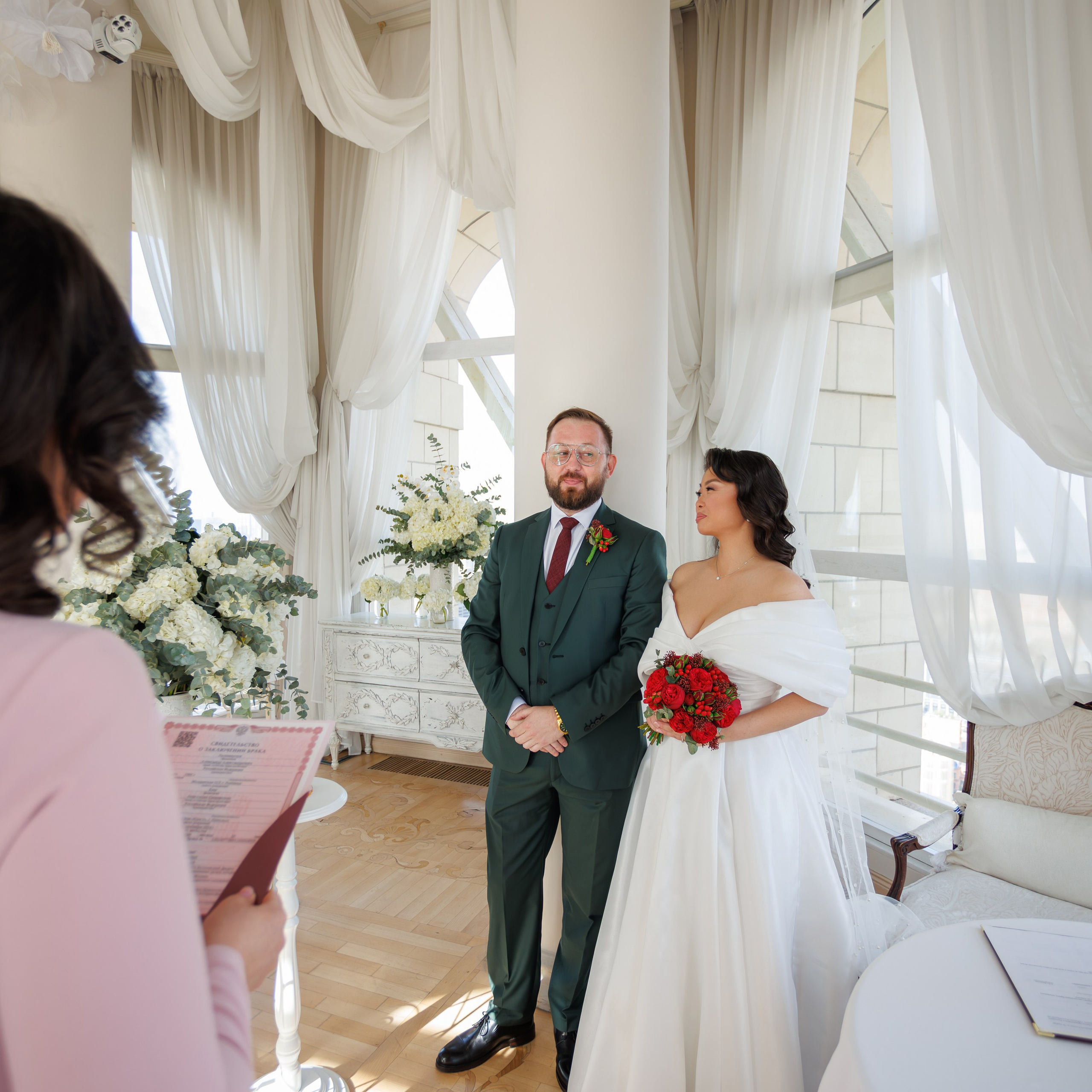 Регистрация брака в ресторане Романтик гостиница Украина. Свадебный фотограф Москва и МО Сергей Киржаев