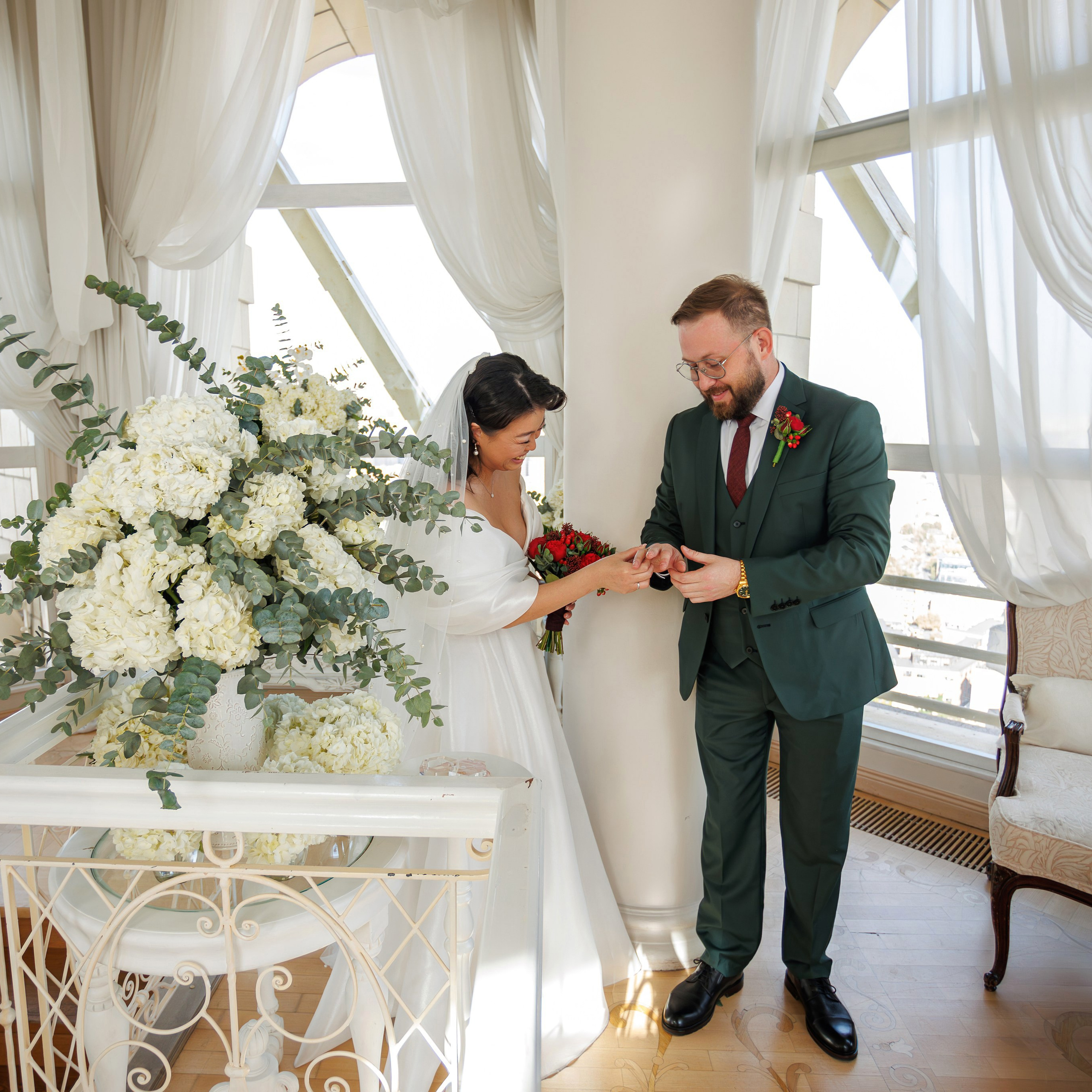 Регистрация брака в ресторане Романтик гостиница Украина. Свадебный фотограф Москва и МО Сергей Киржаев