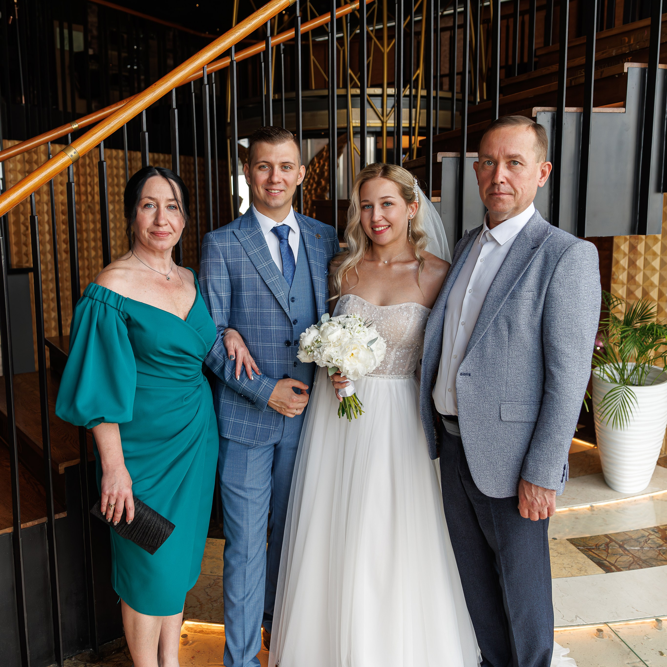 Регистрация брака в ресторане BIRDS Москва-Сити. Свадебный фотограф Москва и МО Сергей Киржаев