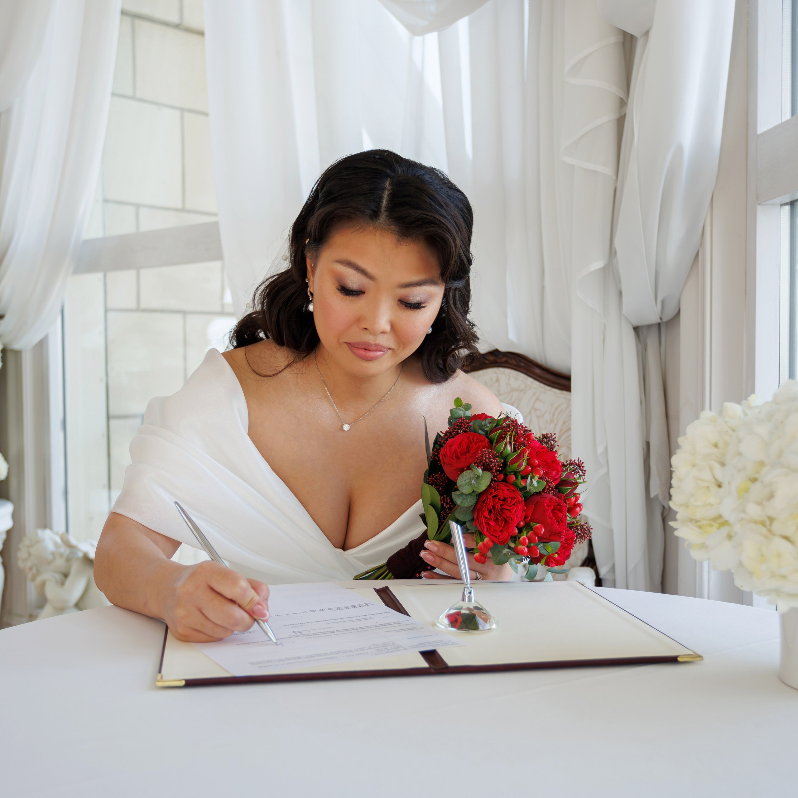 Регистрация брака в ресторане Романтик гостиница Украина. Свадебный фотограф Москва и МО Сергей Киржаев