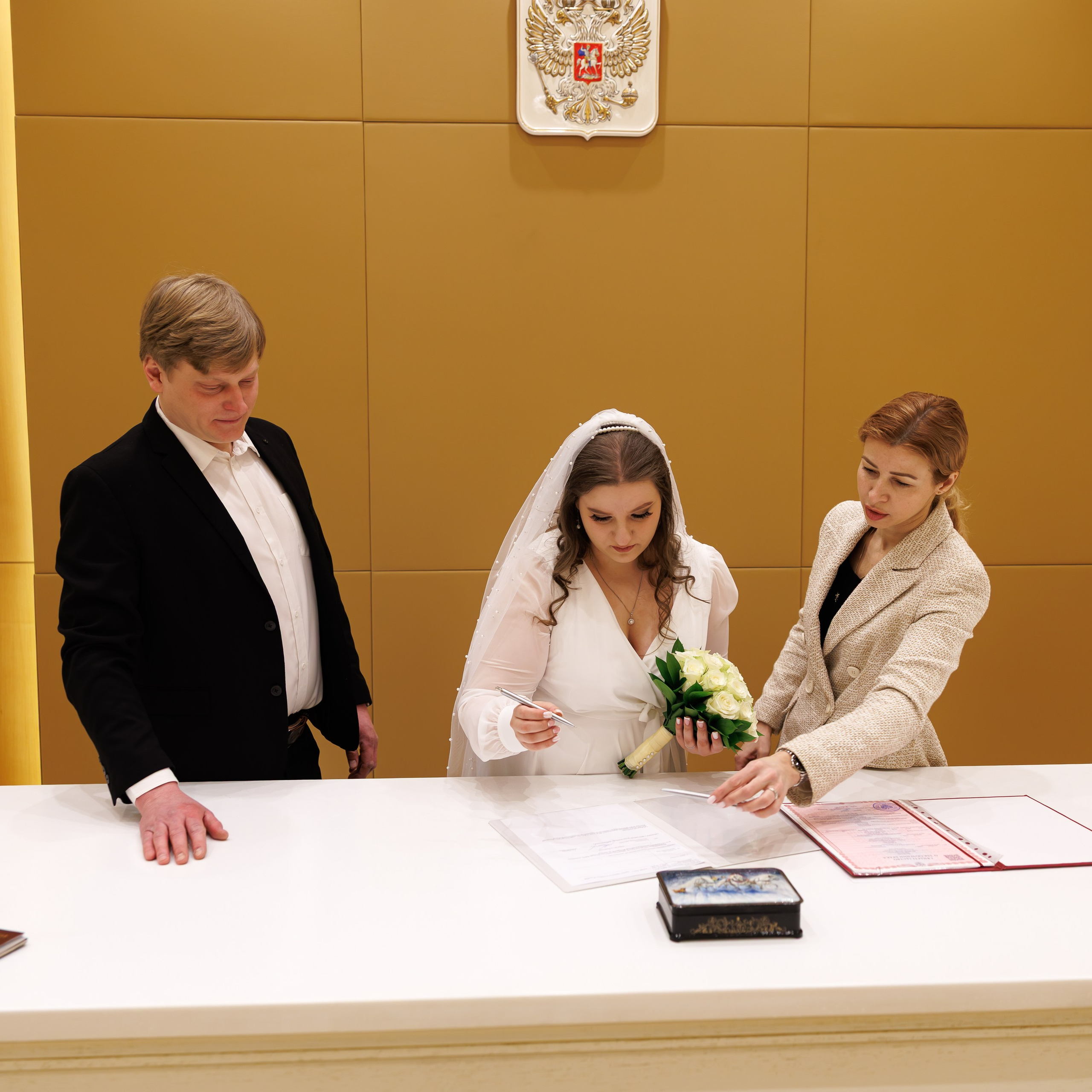 ЗАГС Барвиха регистрация, фотосессия, цена и нюансы. Свадебный фотограф Москва и МО Сергей Киржаев