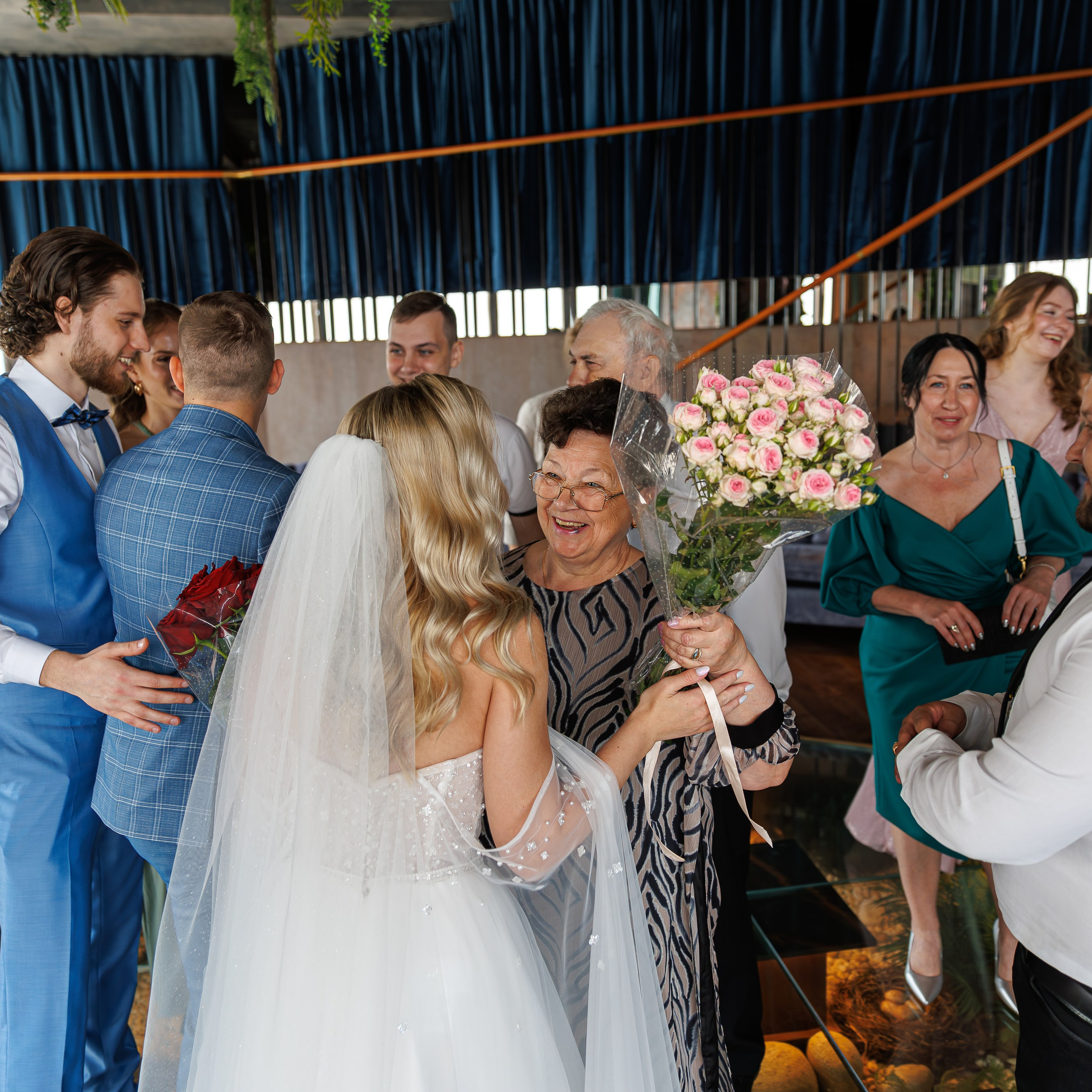 Регистрация брака в ресторане BIRDS Москва-Сити. Свадебный фотограф Москва и МО Сергей Киржаев