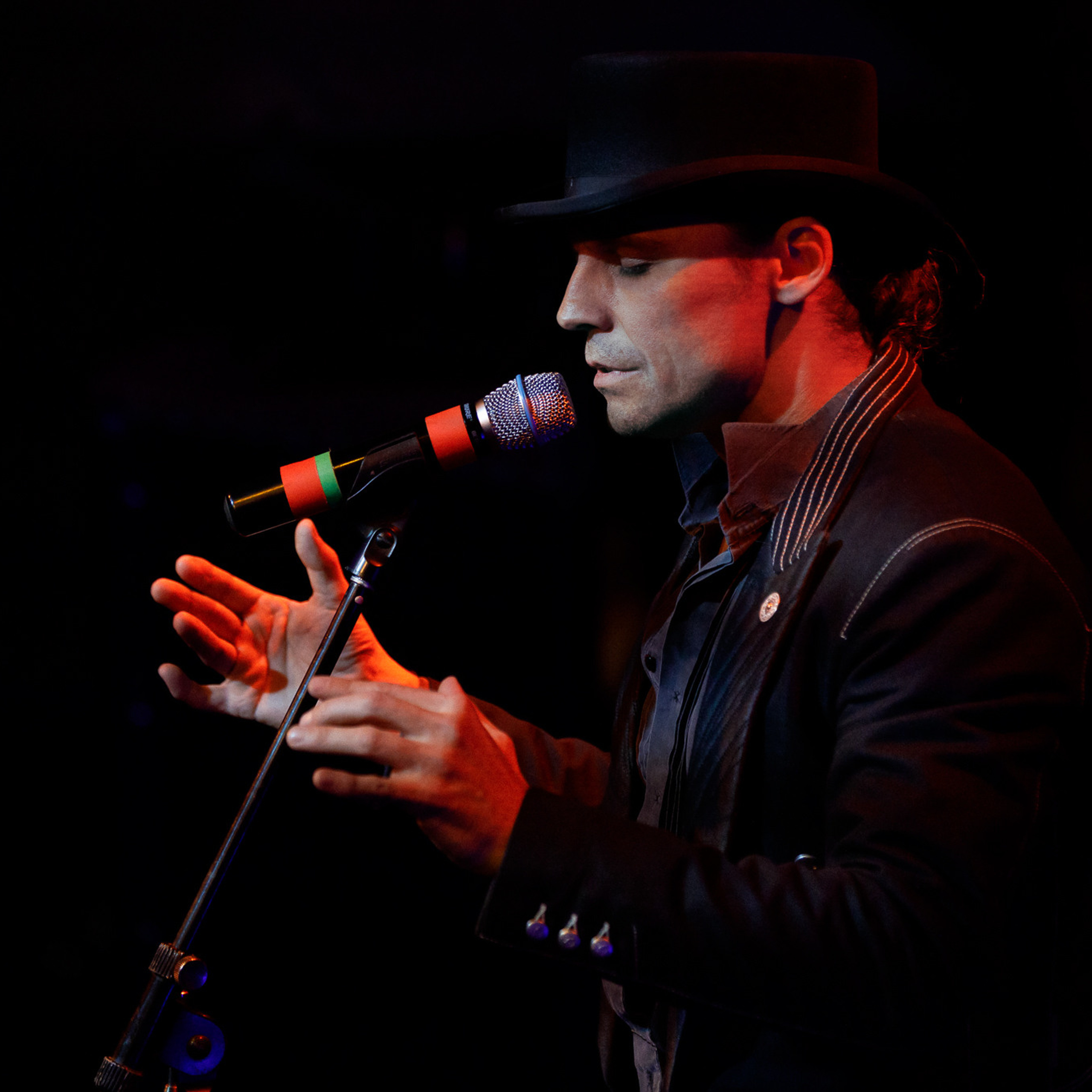 Мифологический театр Дмитрия Бозина