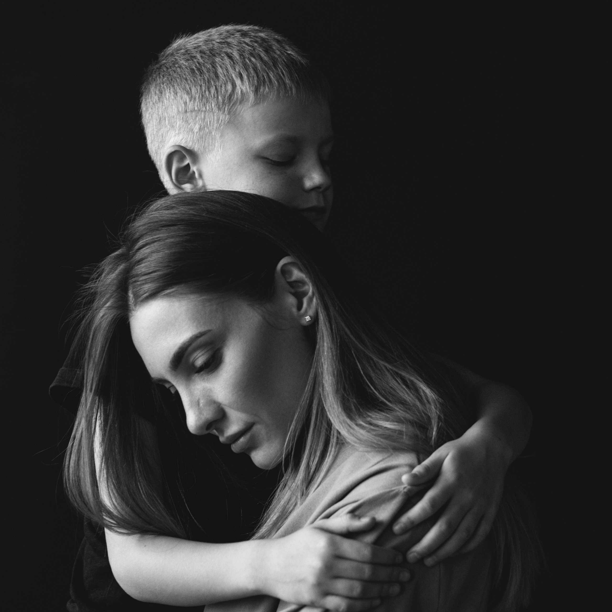 Мама и сын (Лилия и Лёша)