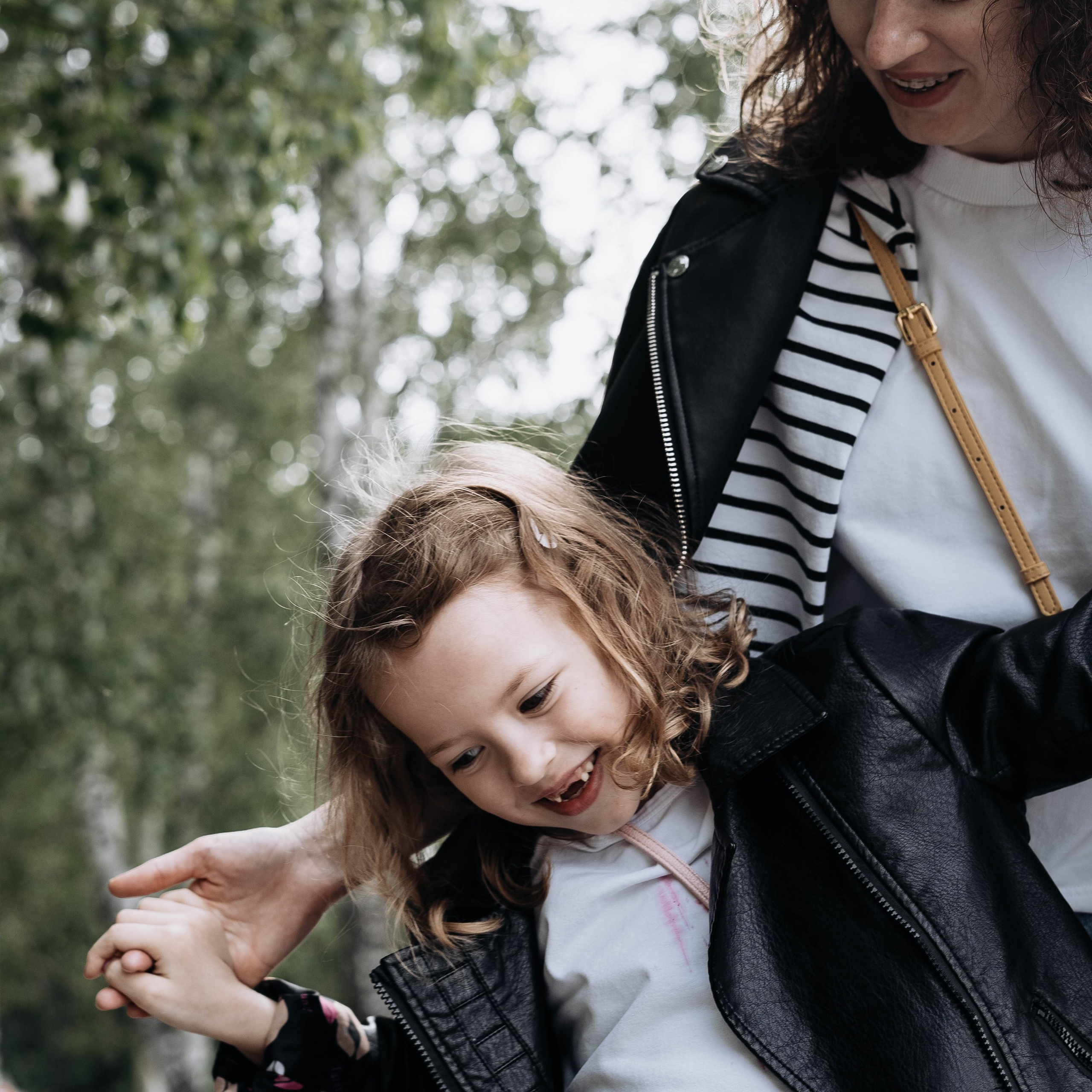 Маня и Аня ранним утром 🤍