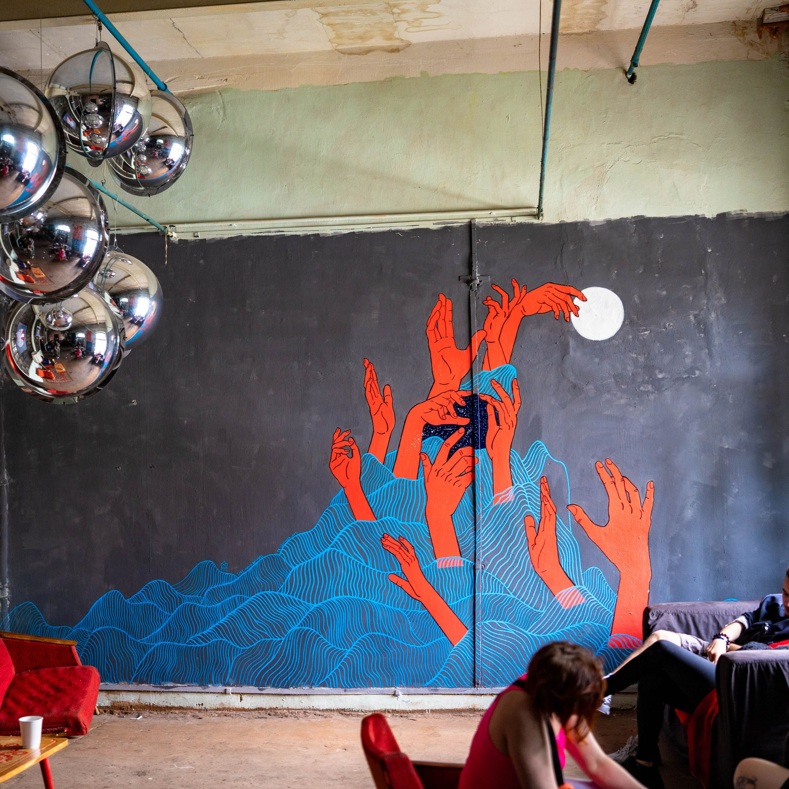 Муралы и оформления пространств